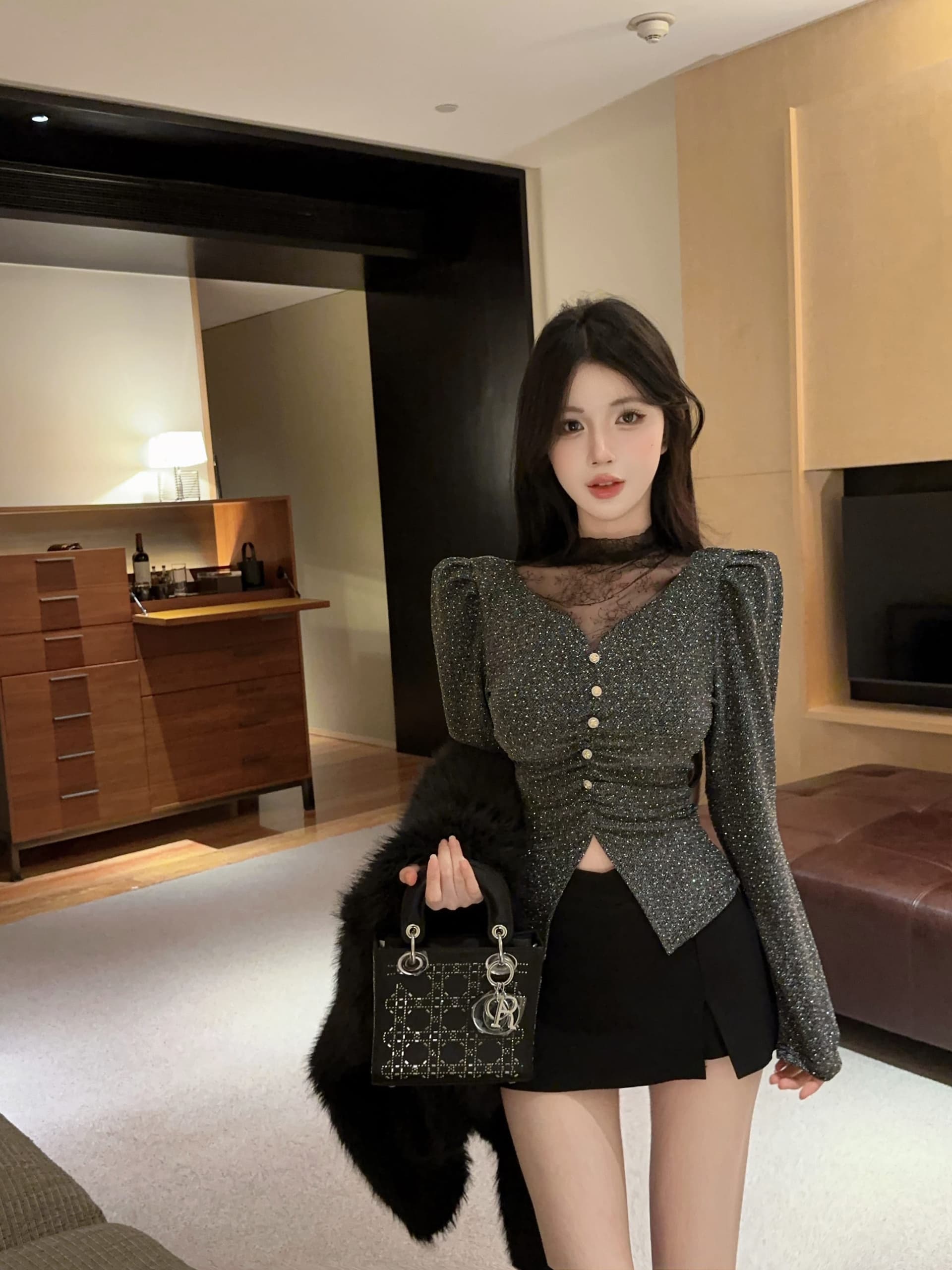 실사 정가 bulingbuling 레이스 조각 긴팔 광택 실 티셔츠 여성 트임 핫픽스 기본 셔츠 맨위 상세 이미지 8