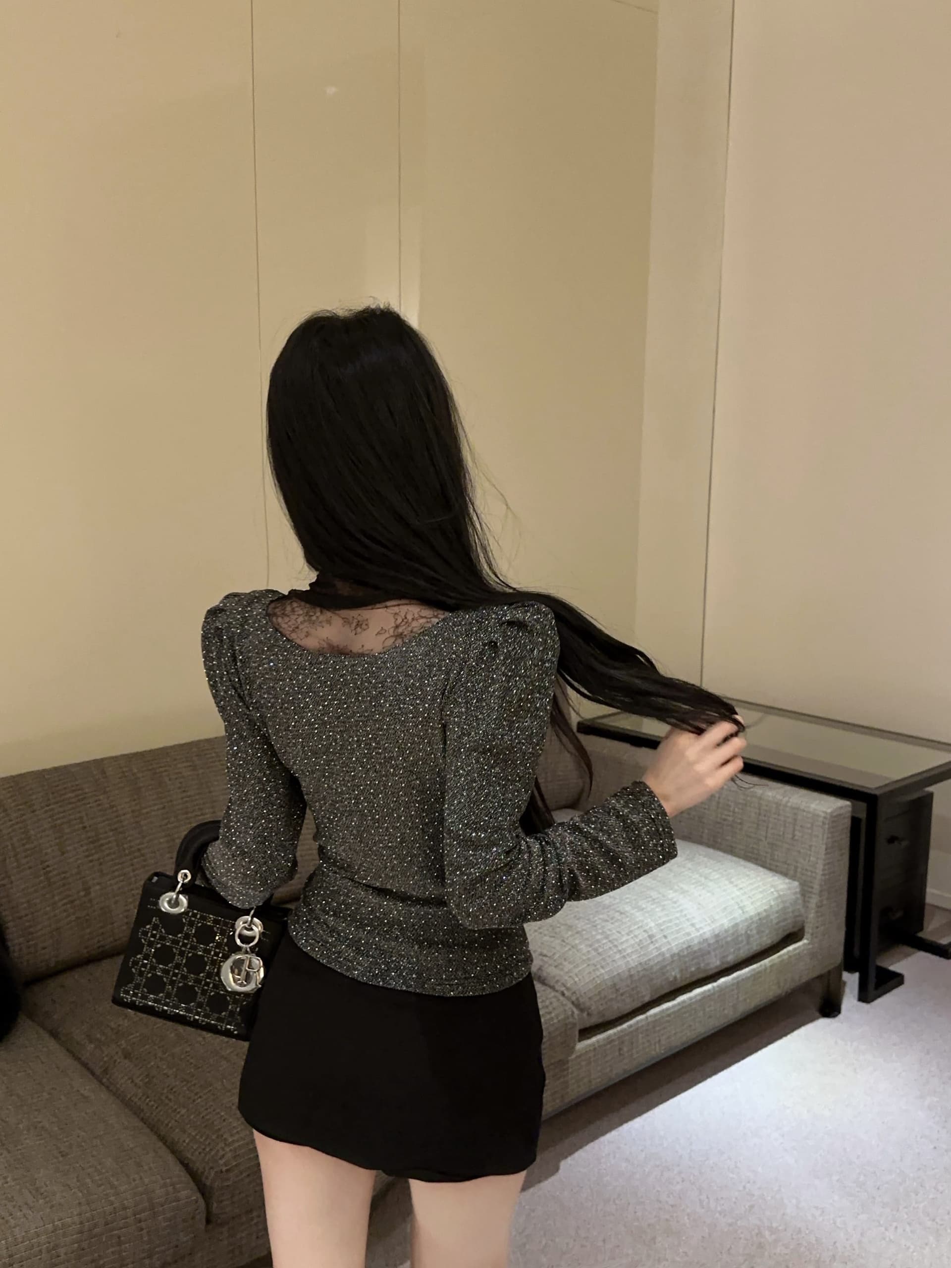 실사 정가 bulingbuling 레이스 조각 긴팔 광택 실 티셔츠 여성 트임 핫픽스 기본 셔츠 맨위 상세 이미지 11