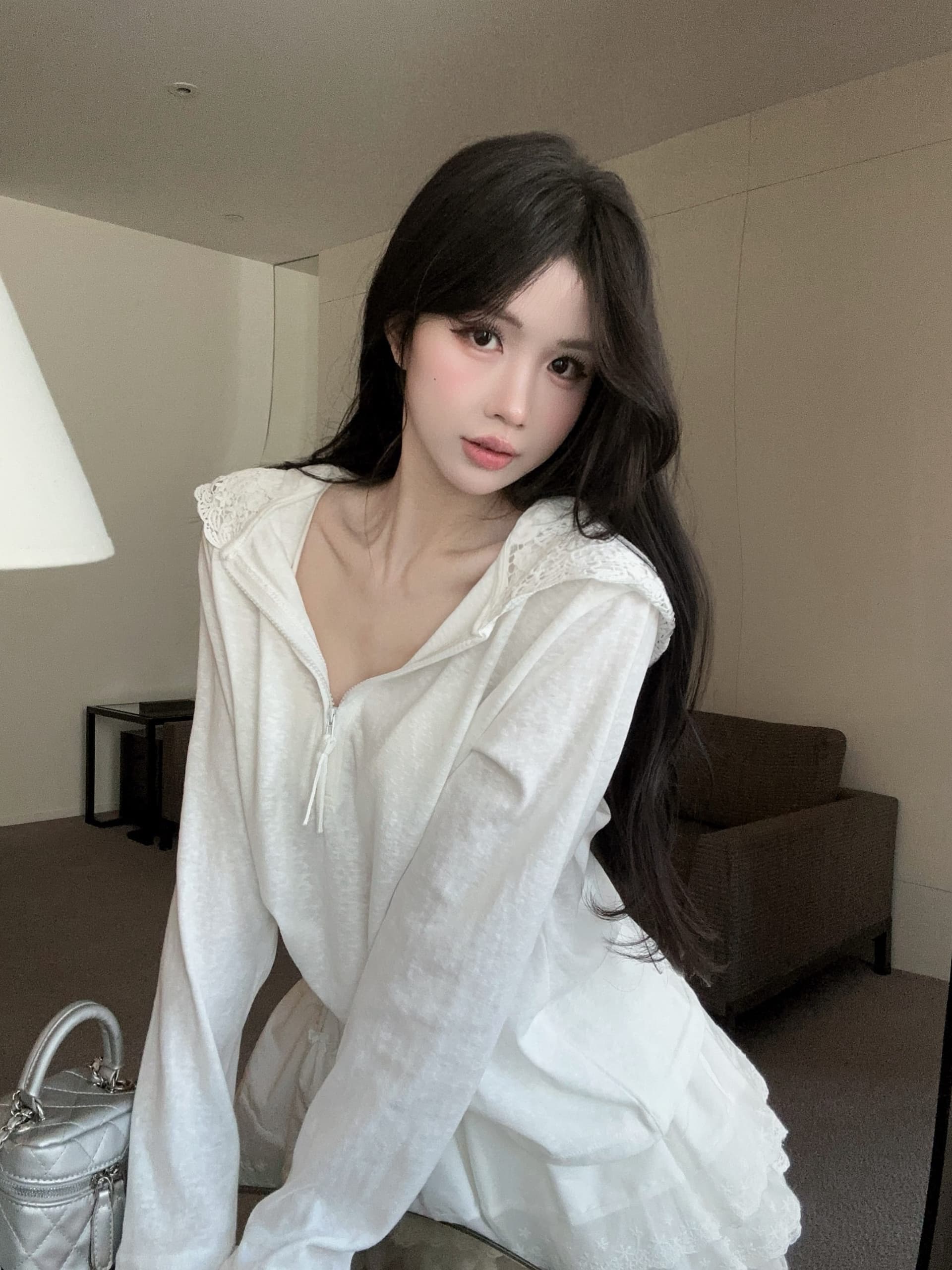 실사 정가 2026 여름 새로운 후드 레이스 측면 티셔츠 루즈핏 맨위 레이스 측면 미니 스커트 투피스 슈트 상세 이미지 5