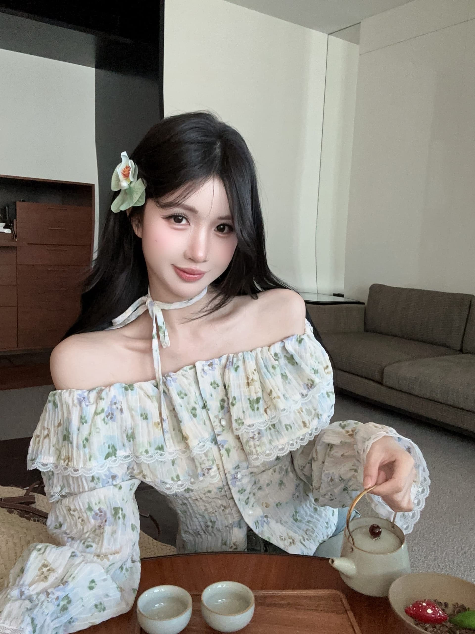 실사 정가 이른 가을 새로운 오프숄더 꽃무늬 레이스 레이스 쉬폰 블라우스 긴팔 맨위 여성 꼬집기 허리 셔츠 상세 이미지 3