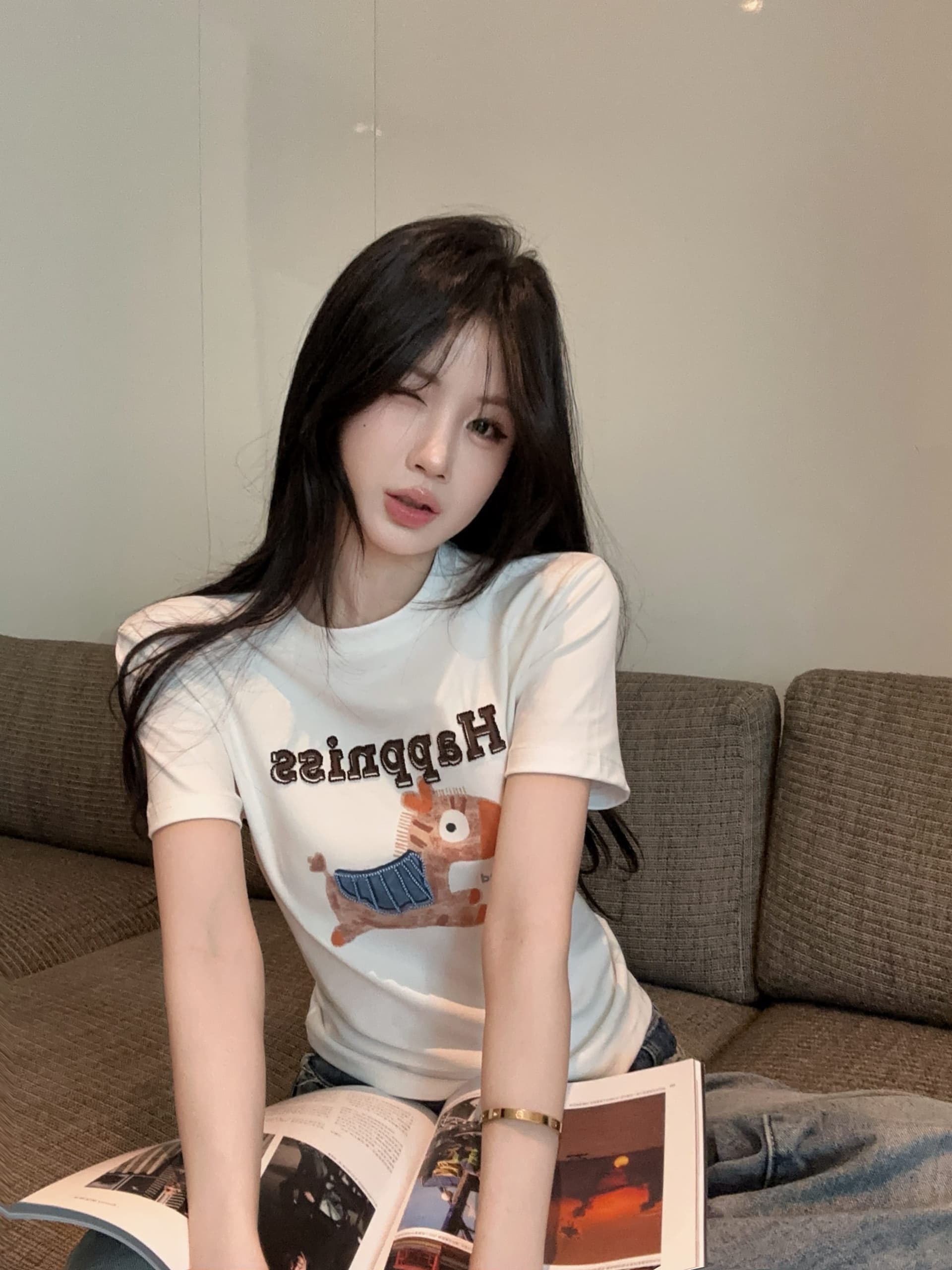 실사 정가 활력 작은 말 명시적 스티치 3 차원 자수 프린트 반팔 티셔츠 여성 라운드 넥 맨위 상세 이미지 9