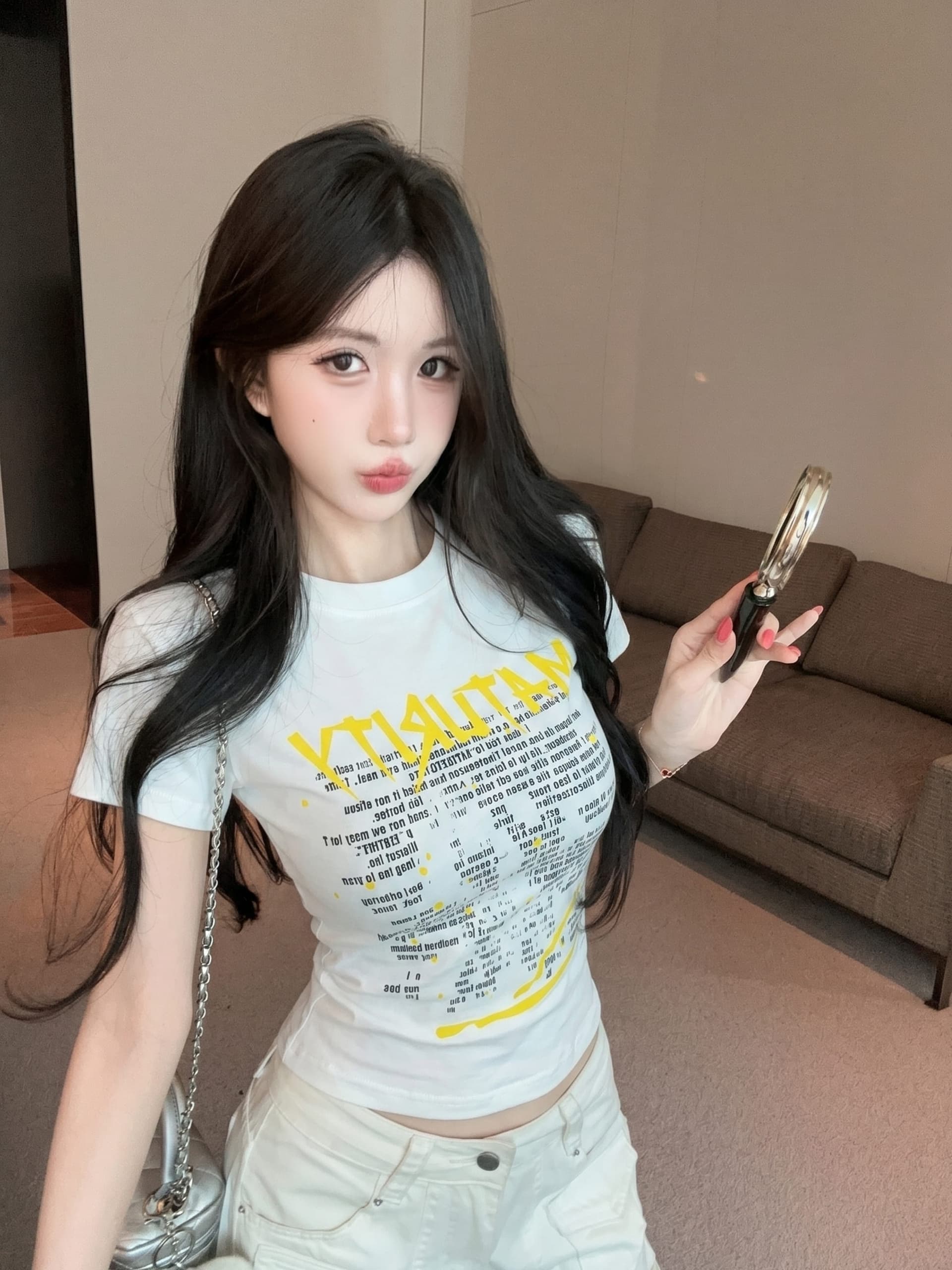 실사 정가 알파벳 프린트 반팔 티셔츠 라운드 넥 다용도 슬림해 보이는 맨위 이미지 3