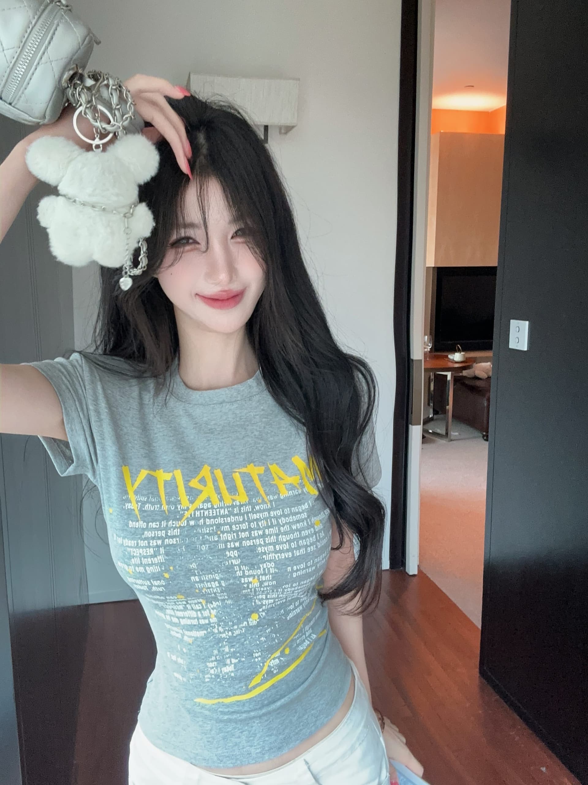 실사 정가 알파벳 프린트 반팔 티셔츠 라운드 넥 다용도 슬림해 보이는 맨위 상세 이미지 15
