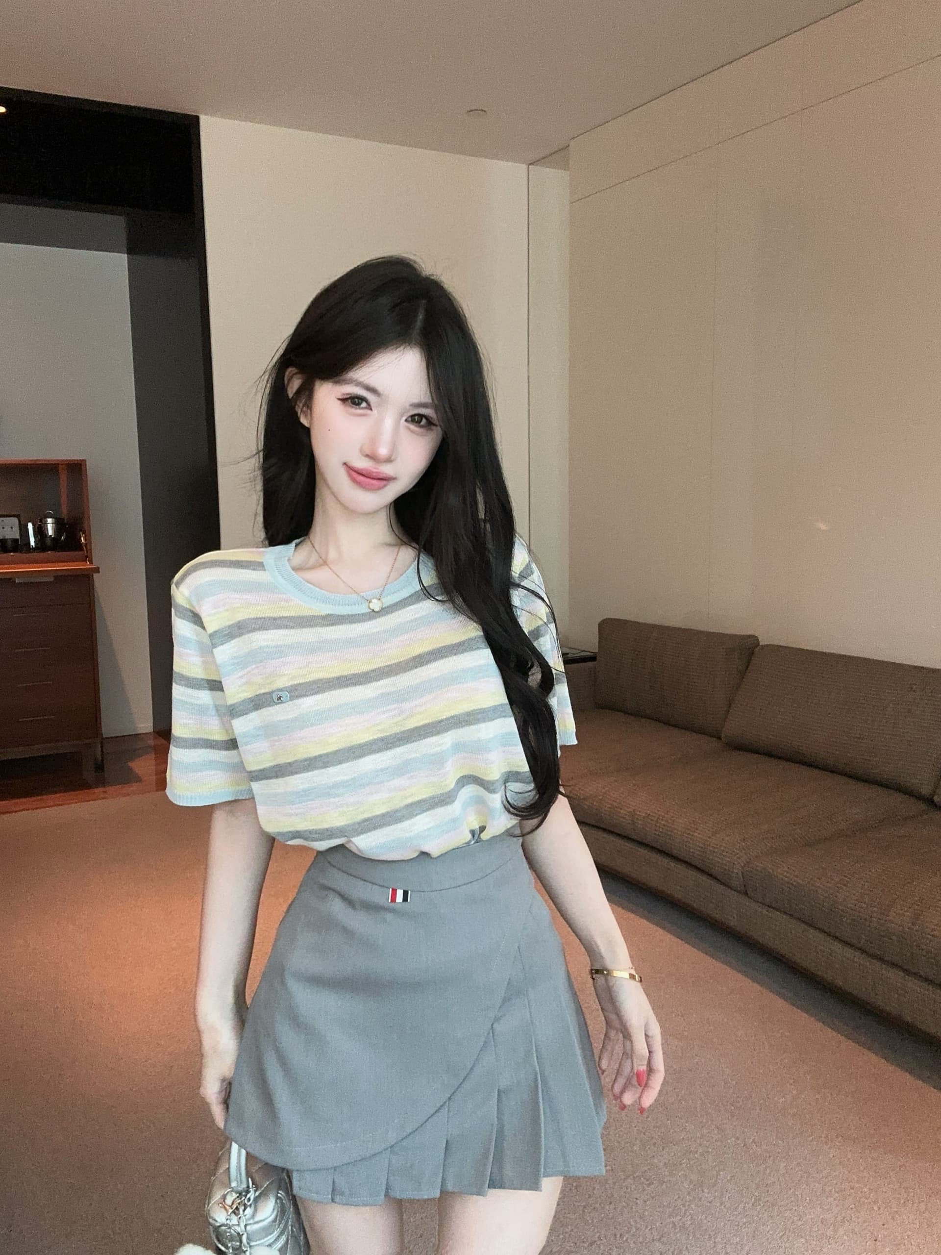 실사 정가 여름 새로운 부드럽다 배색 스트라이프 니트 반팔 티셔츠 여성 라운드 넥 다용도 니트 스웨터 상세 이미지 11