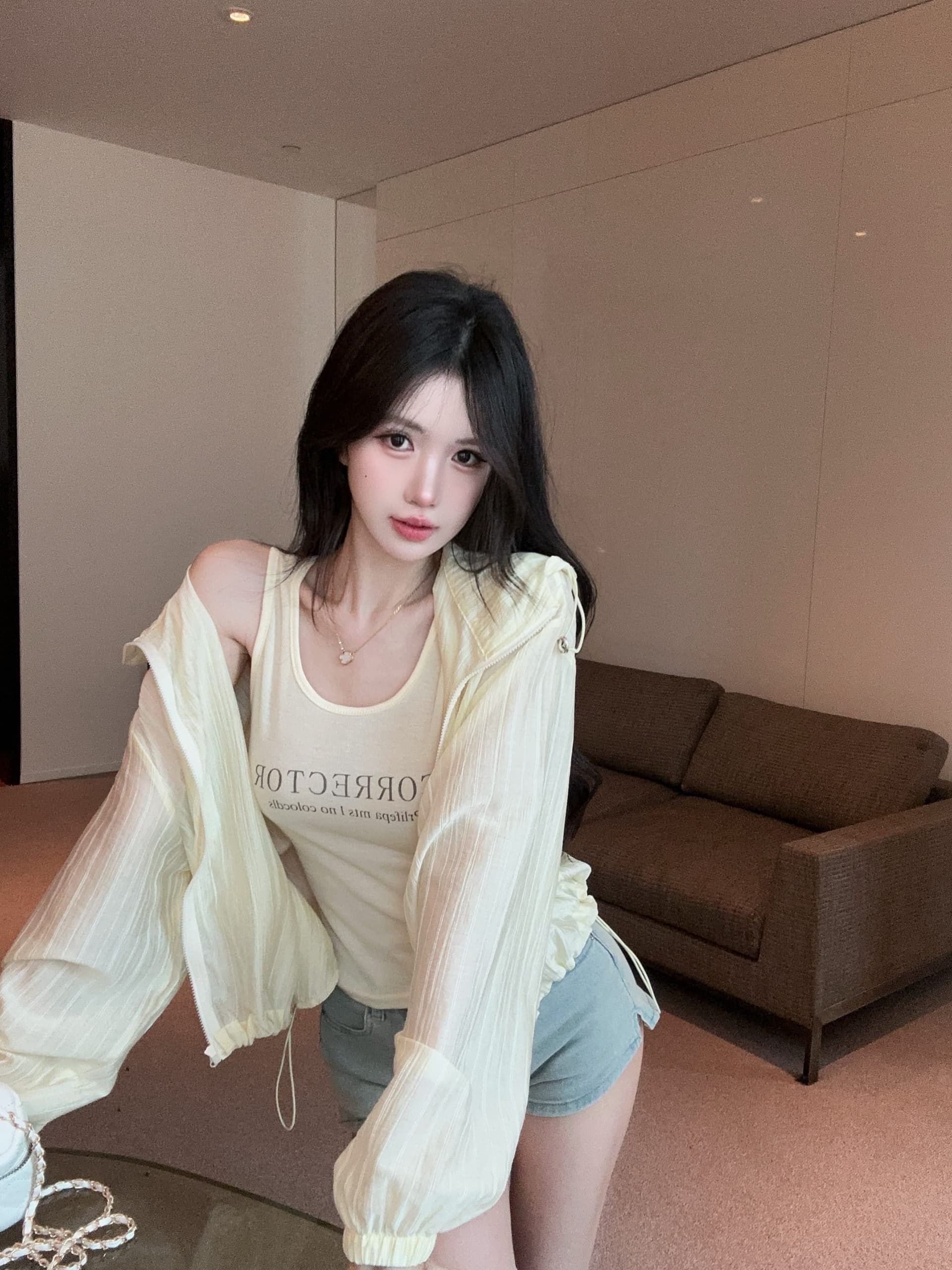 실사 정가 가을 긴팔 루즈핏 자외선 차단 여성 코트 알파벳 프린트 캐미솔 품격 투피스 슈트 상세 이미지 3