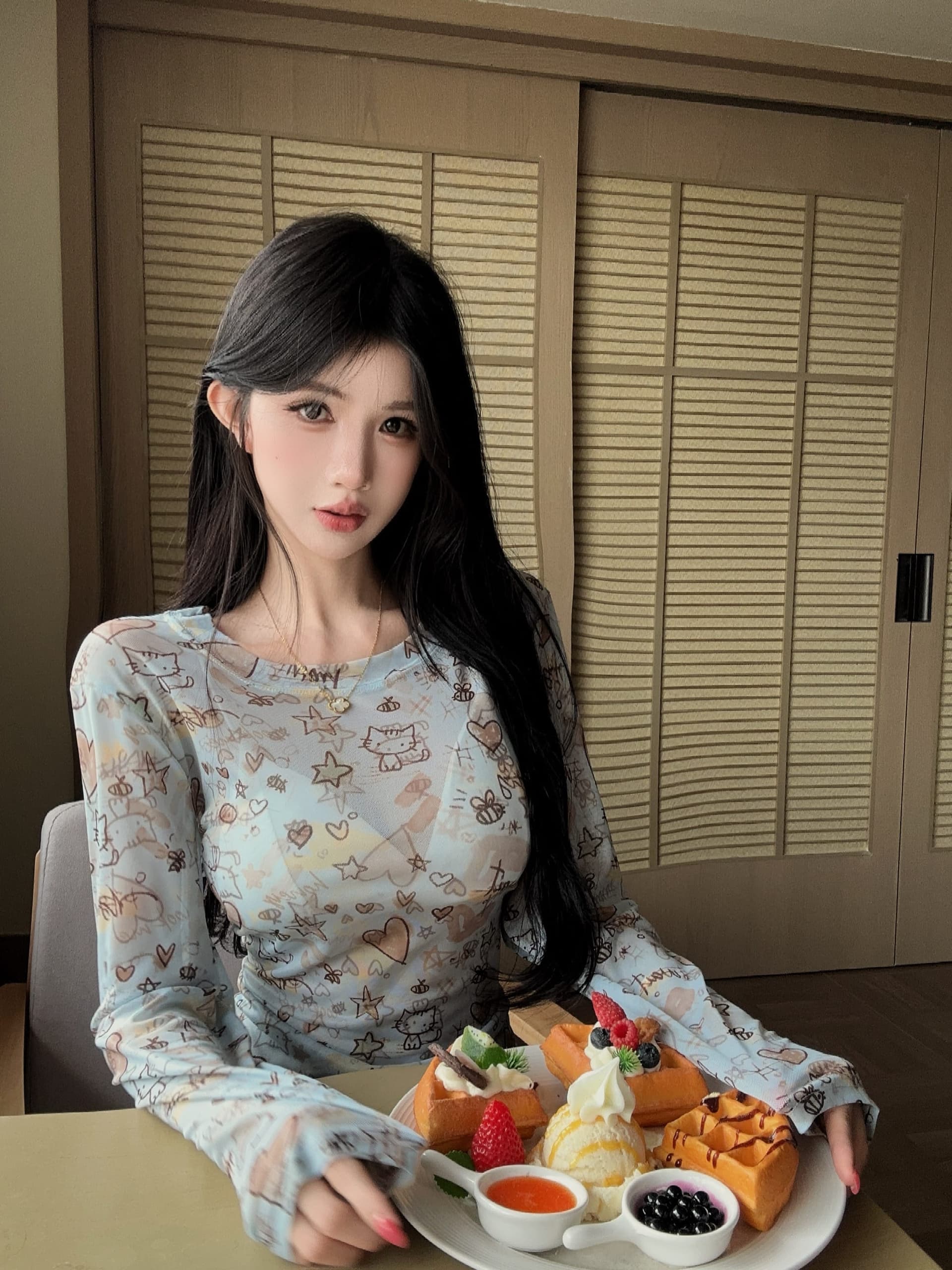 실사 정가 디자인 센스 만화 프린트 긴팔 자외선 차단 티셔츠 마이크로 통기성 편안함 섹시함 얇은 스타일 맨위 상세 이미지 3