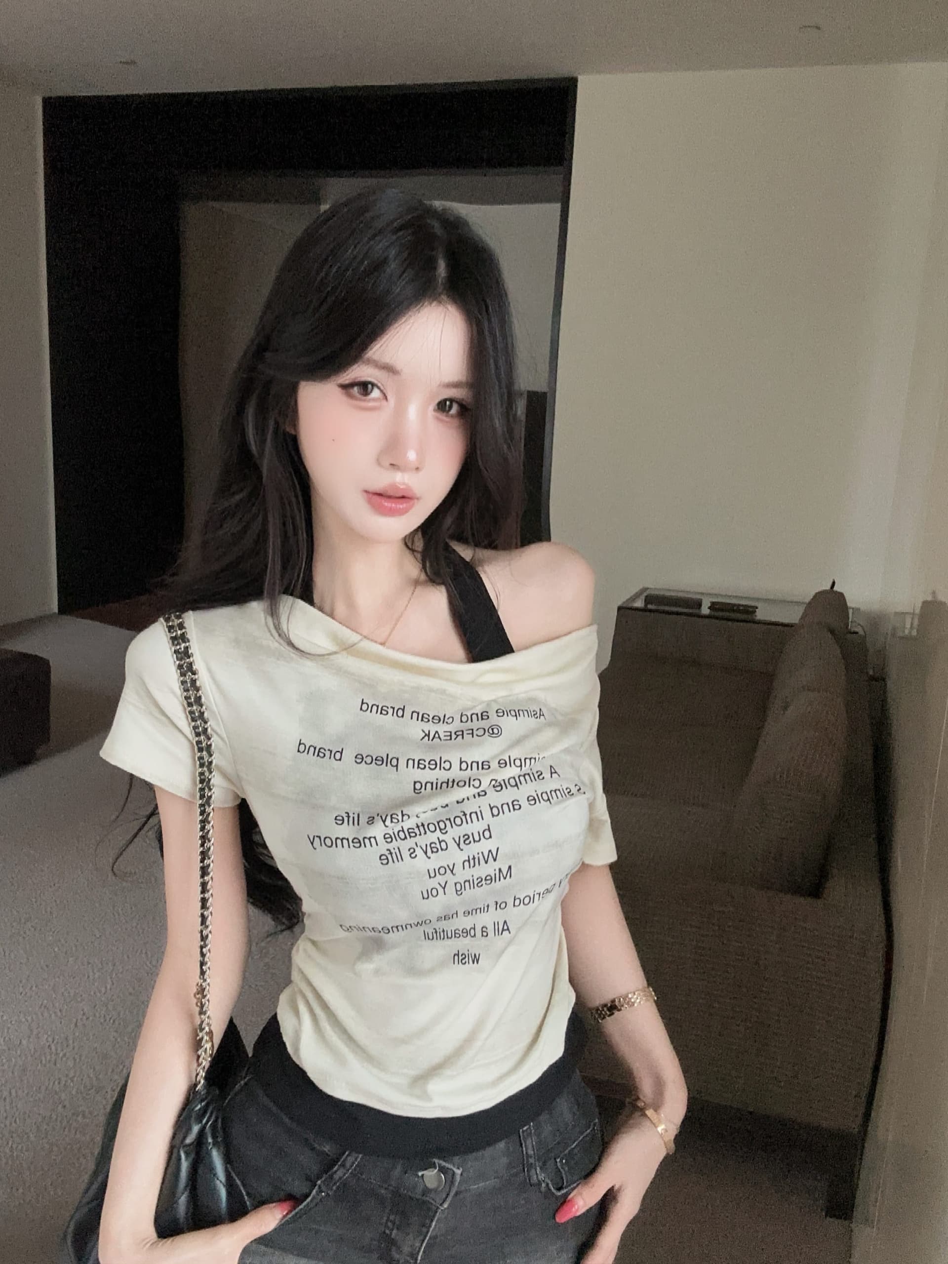 실사 정가 디자인 센스 작은 대중 보트넥 페이크 레이어드 행침 목 티셔츠 여성용 짧은 소매 알파벳 프린트 슬림해 보이는 맨위 상세 이미지 7
