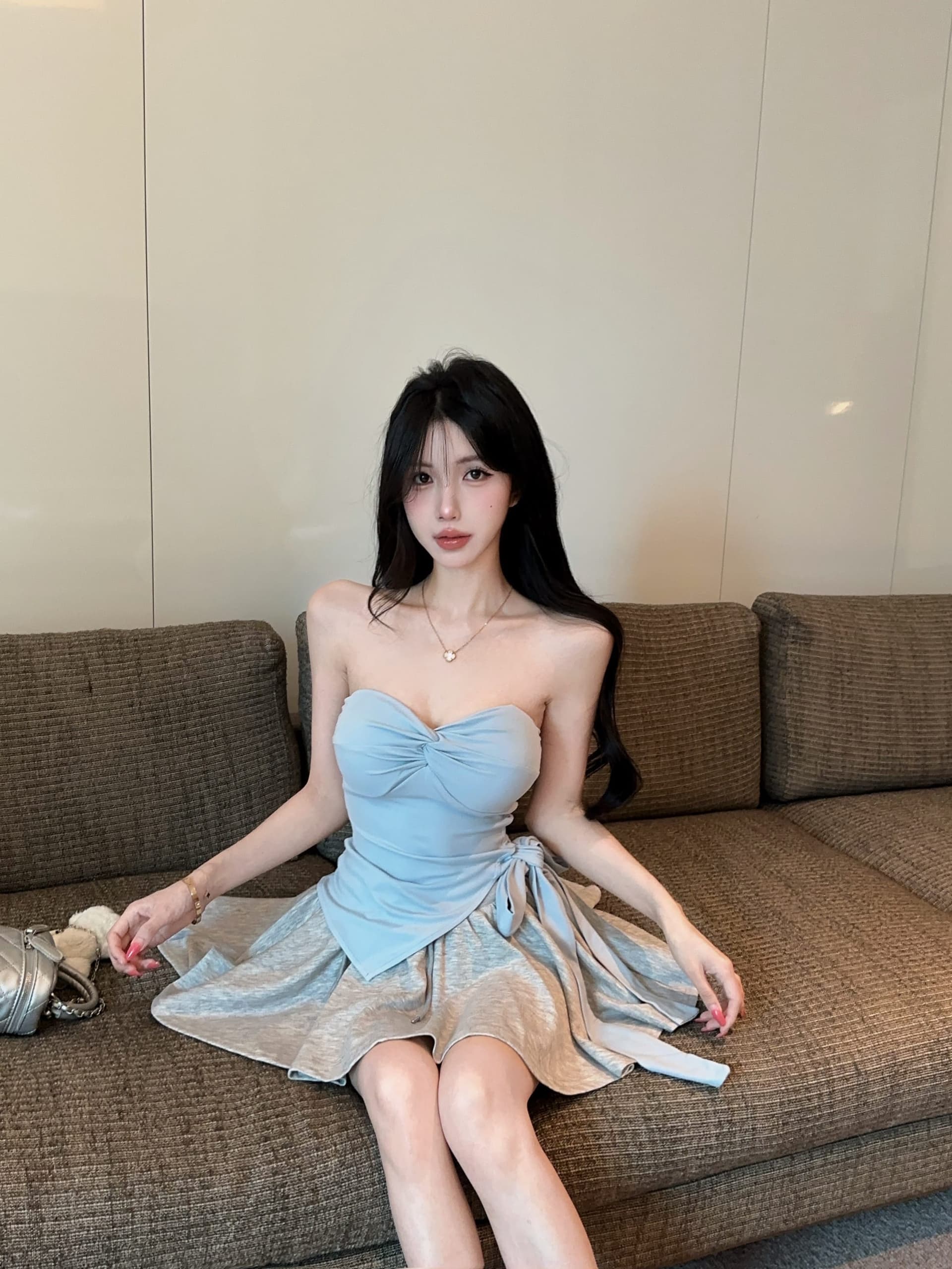 실사 정가 벨트 가슴 패드 불규칙 밑단 레이스업 비틀림 포장 가슴 조끼 여성 반신 치마 세트 투피스 세트 상세 이미지 6
