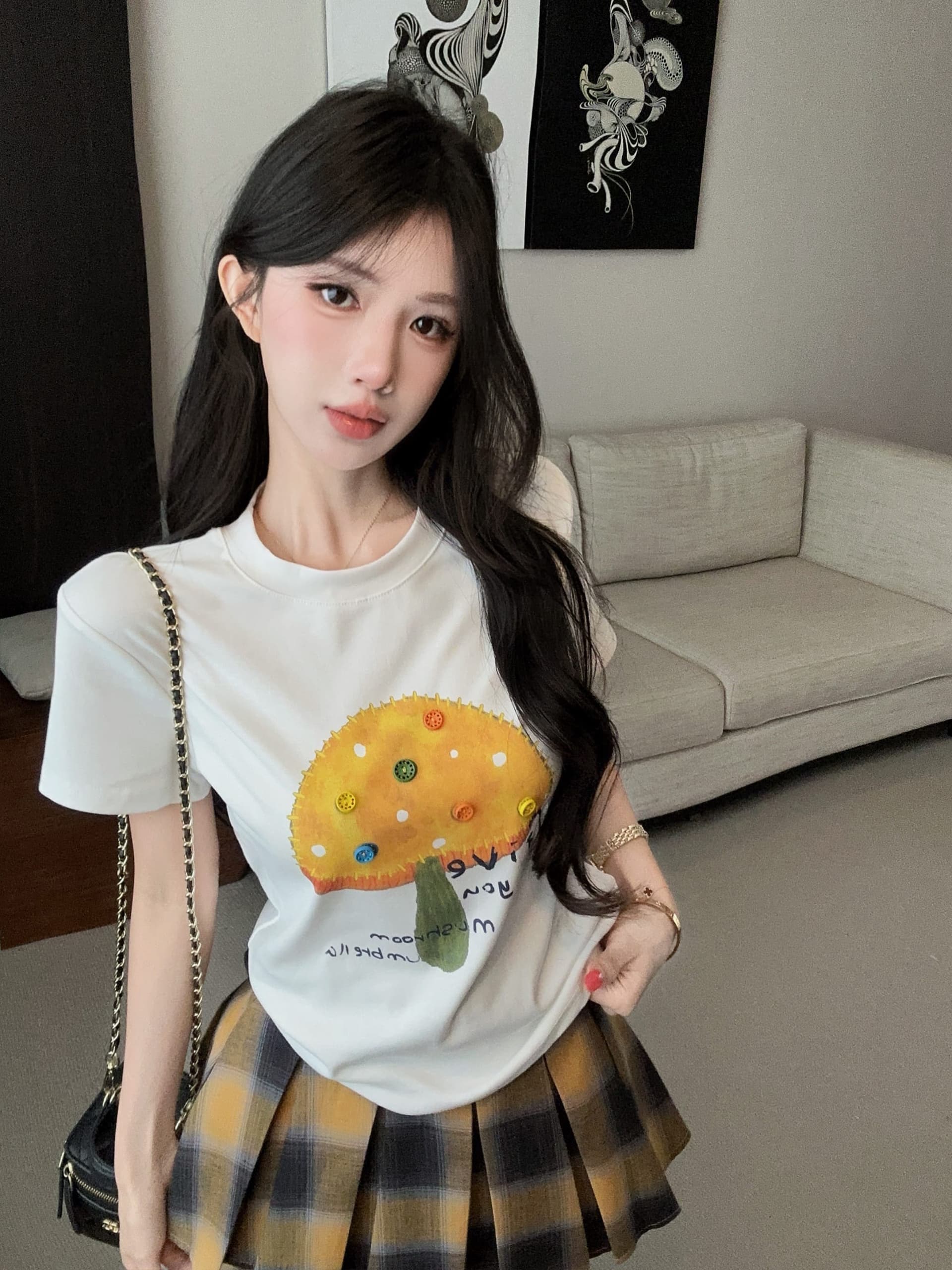 실사 정가 벨트 보내기 수공 비즈 박기 프린트 반팔 라운드 넥 티셔츠 여성 체크무늬 플리츠 미니 스커트 투피스 슈트 상세 이미지 3
