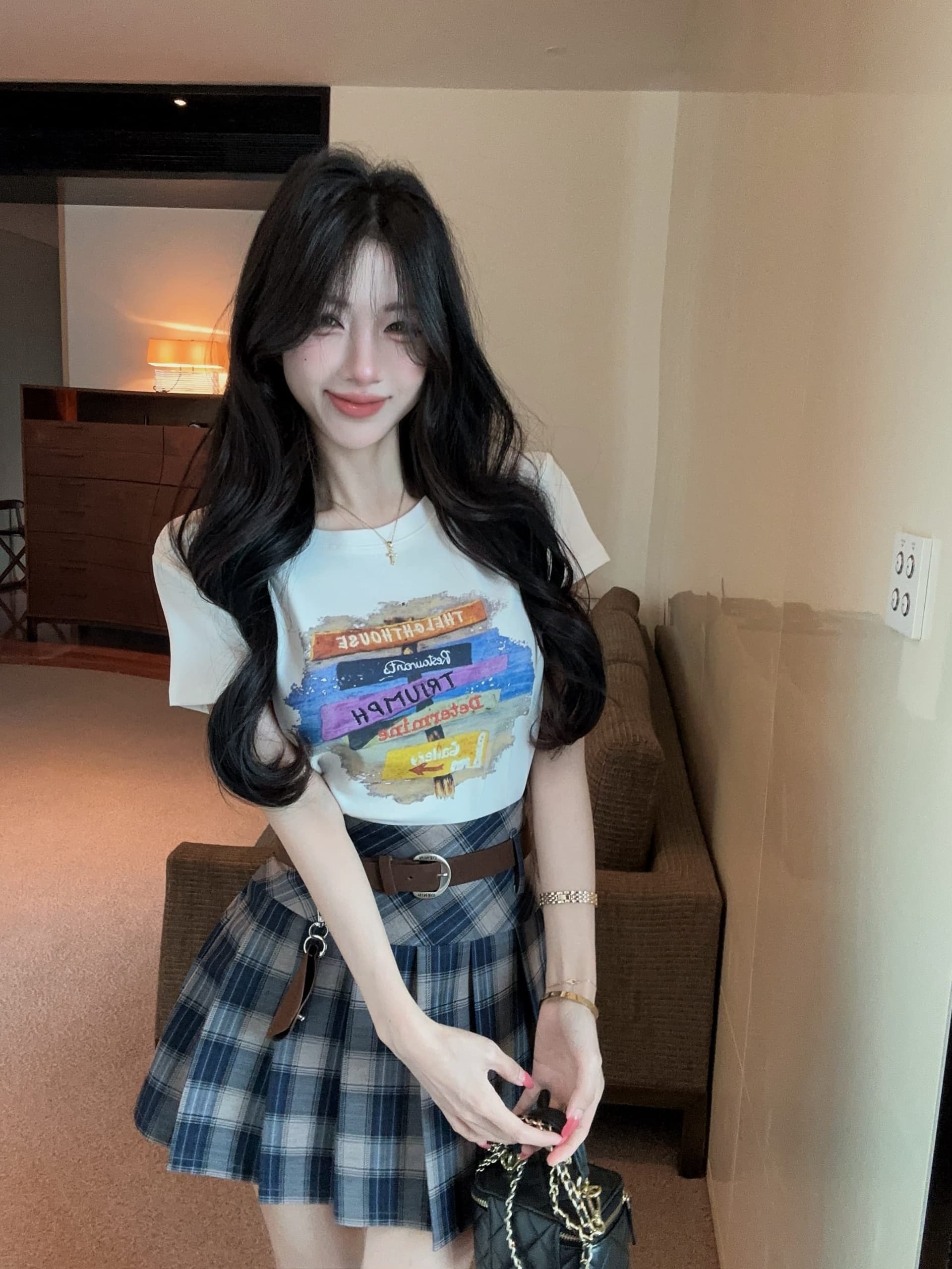 실사 정가 벨트 행침 장식 자수 알파벳 프린트 라운드 넥 반팔 티셔츠 여성 하이웨이스트 플리츠 스커트 투피스 슈트 이미지 2
