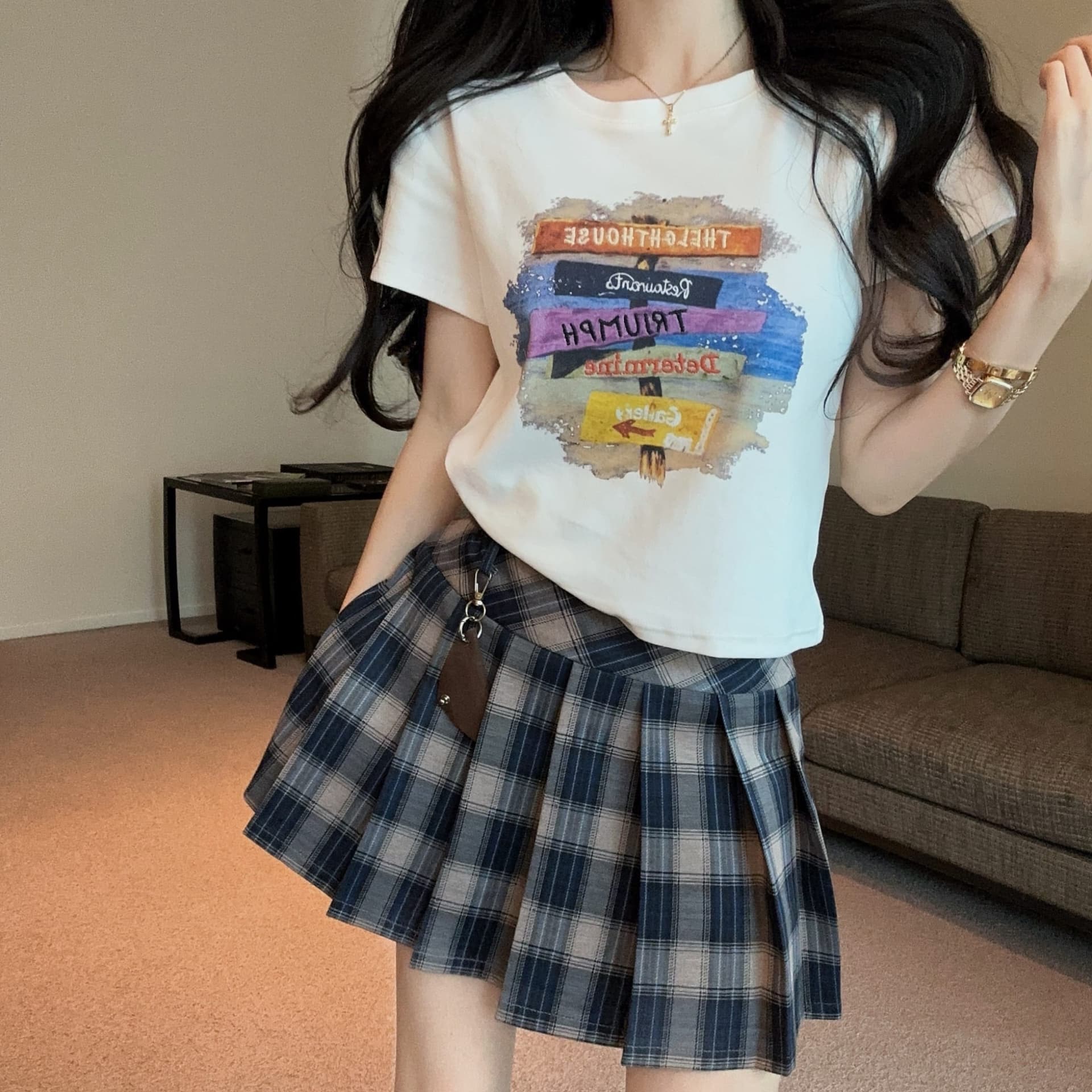 실사 정가 벨트 행침 장식 자수 알파벳 프린트 라운드 넥 반팔 티셔츠 여성 하이웨이스트 플리츠 스커트 투피스 슈트 이미지 5