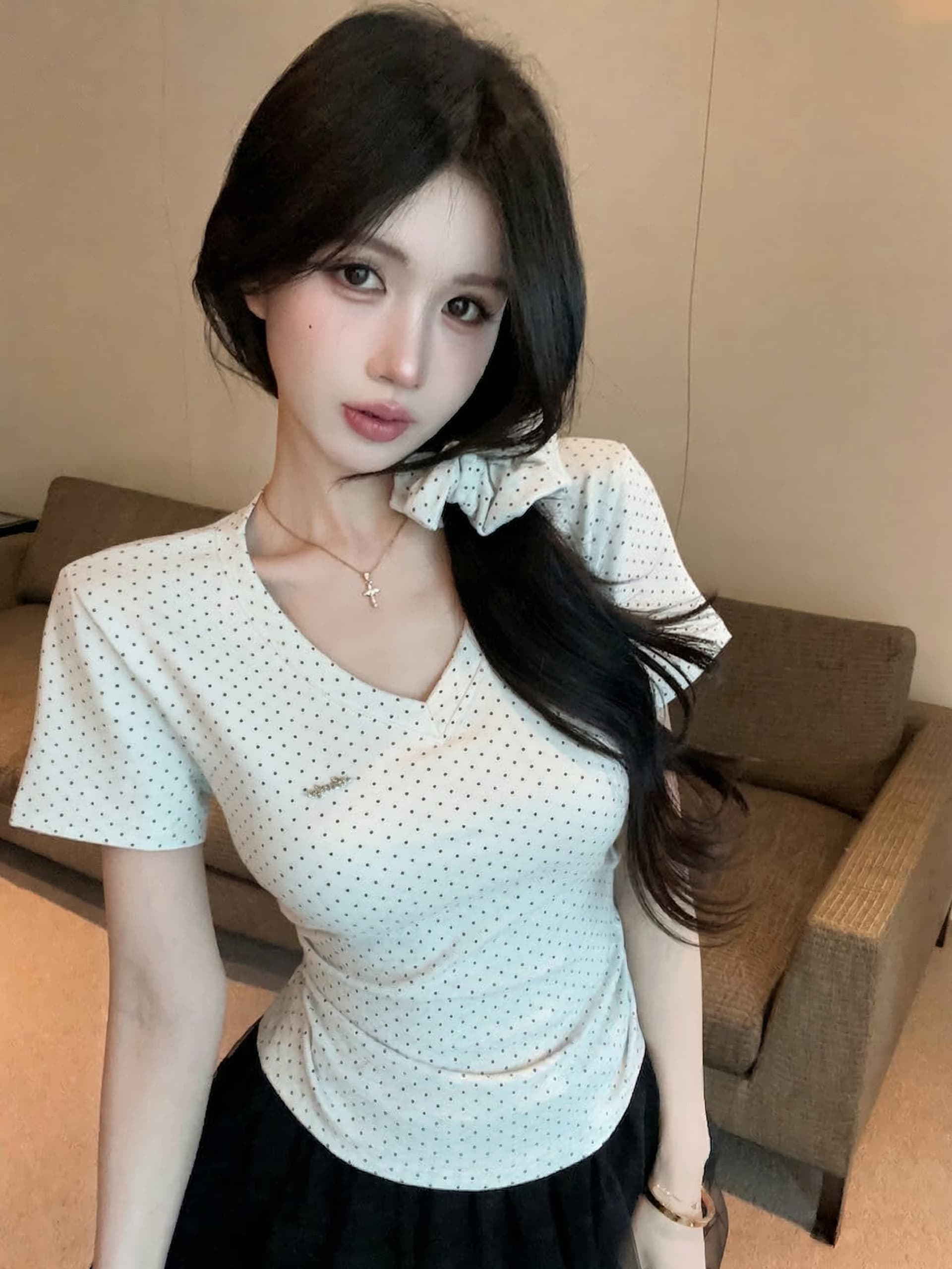실사 정가 새로운 품격 보내기 헤드 로프 별 도트 무늬 V넥 반팔 티셔츠 여성 몸매 가꾸기 슬림해 보이는 다용도 맨위 상세 이미지 1