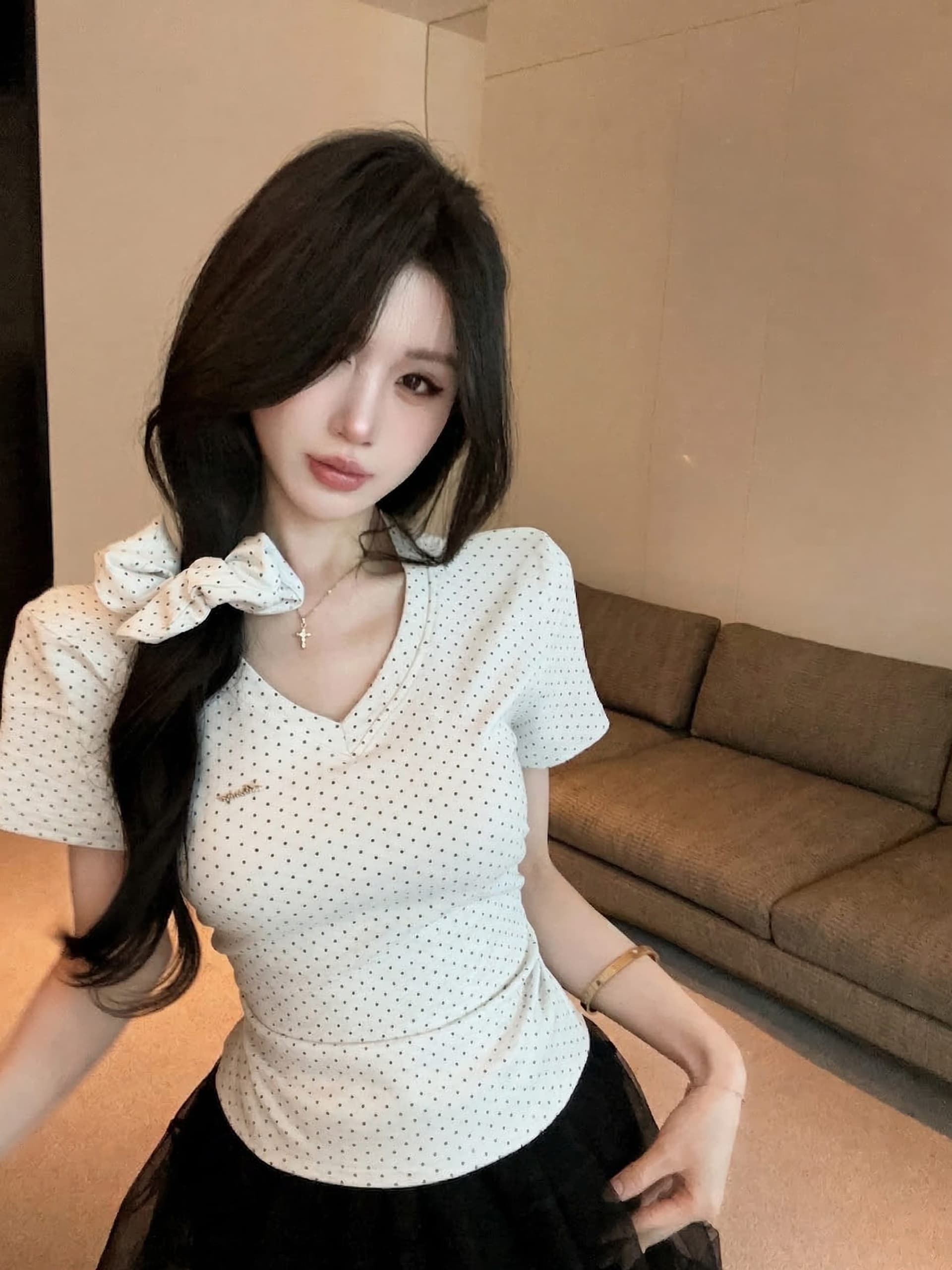 실사 정가 새로운 품격 보내기 헤드 로프 별 도트 무늬 V넥 반팔 티셔츠 여성 몸매 가꾸기 슬림해 보이는 다용도 맨위 상세 이미지 6