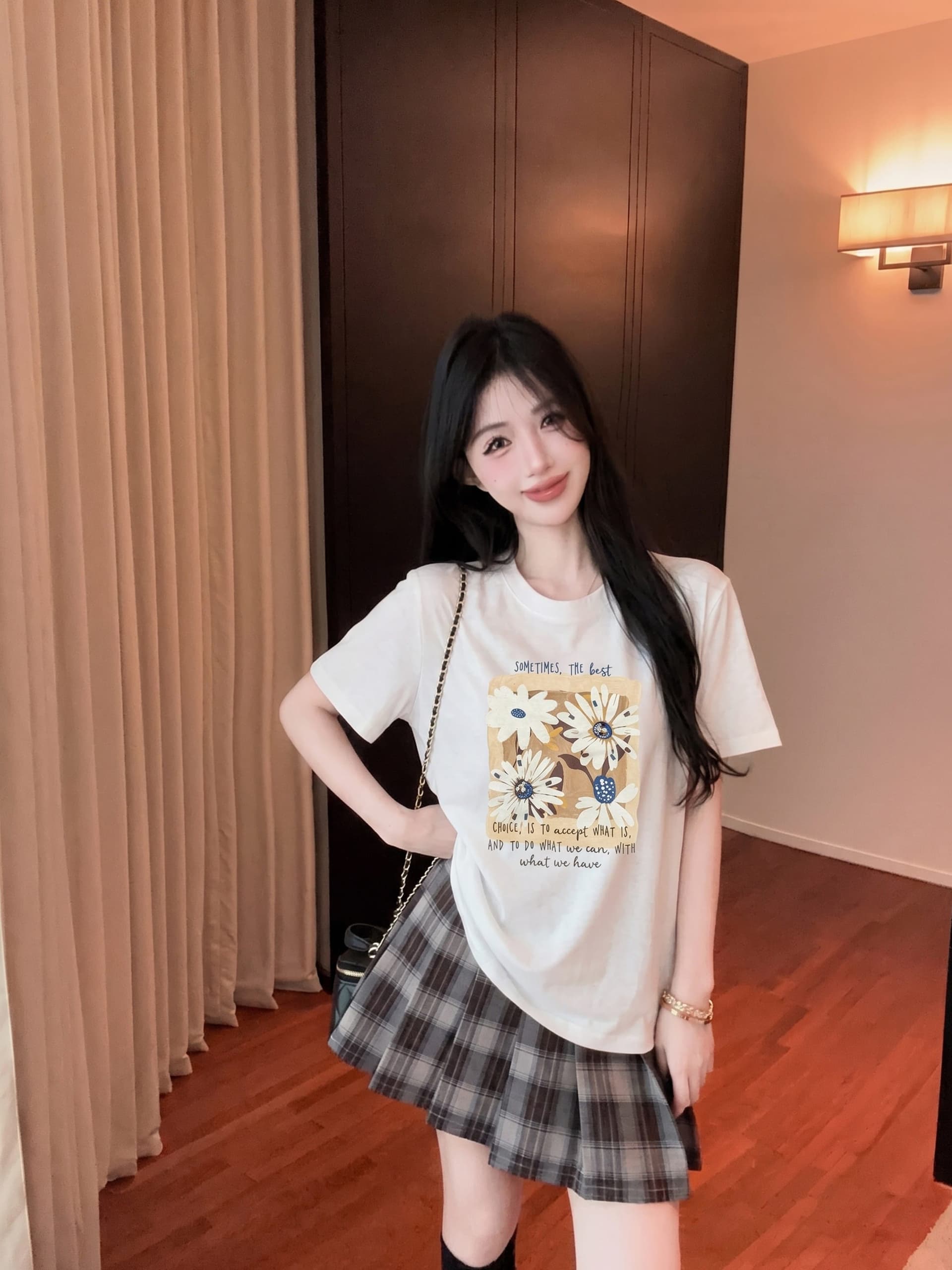 실사 정가 수공 비즈 박기 알파벳 데이지 프린트 반팔 라운드 넥 티셔츠 여성 여름 체크무늬 미니 스커트 투피스 슈트 상세 이미지 10