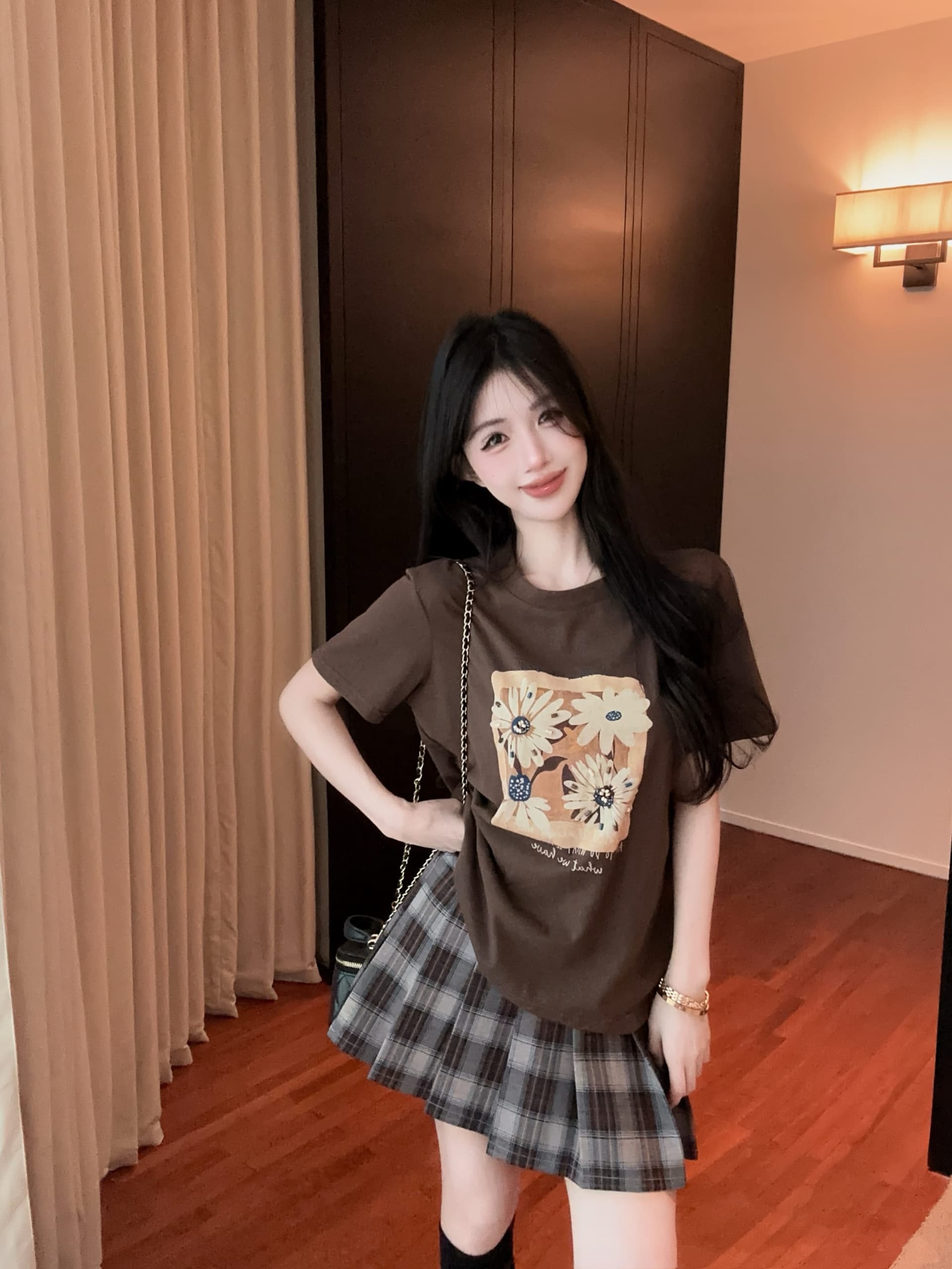 실사 정가 수공 비즈 박기 알파벳 데이지 프린트 반팔 라운드 넥 티셔츠 여성 여름 체크무늬 미니 스커트 투피스 슈트 상세 이미지 20