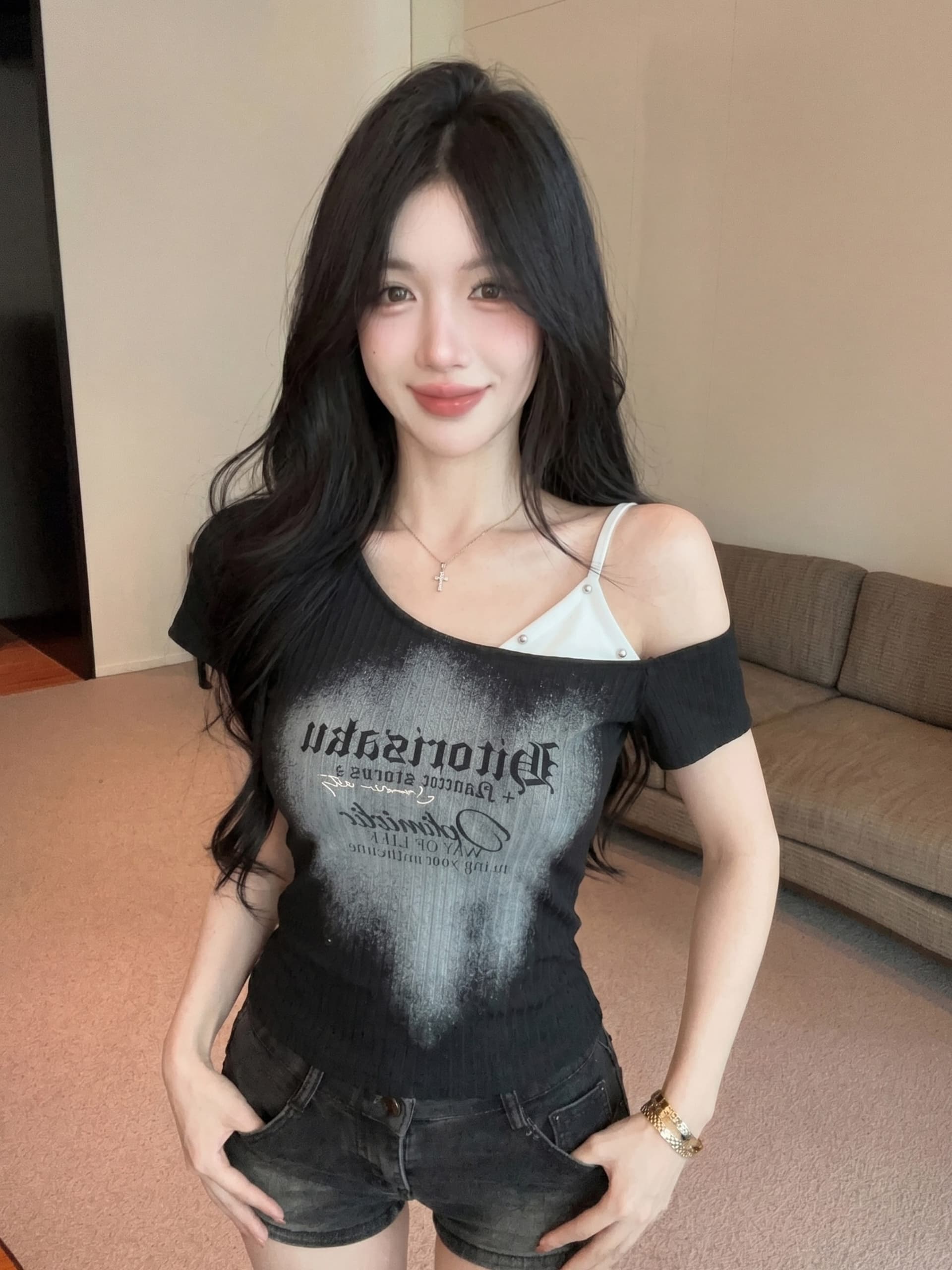 실사 정가 핫걸 다용도 반팔 티셔츠 여성 여름 알파벳 프린트 페이크 레이어드 몸매 가꾸기 슬림해 보이는 기본 셔츠 상세 이미지 22