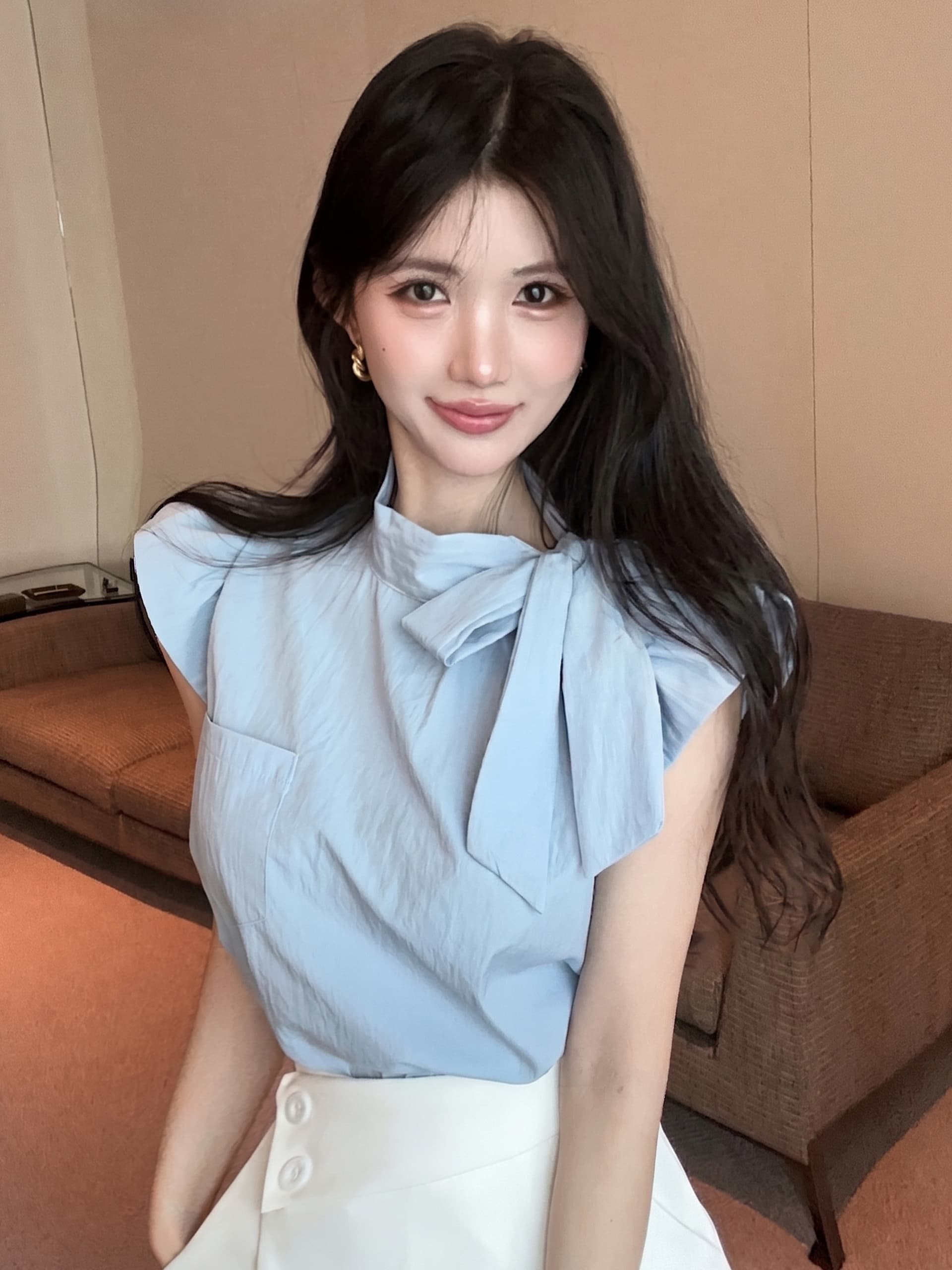 실사 정가 디자인 센스 Feifei 소매 레이스 업 셔츠 슬림해 보이는 바지 투피스 슈트