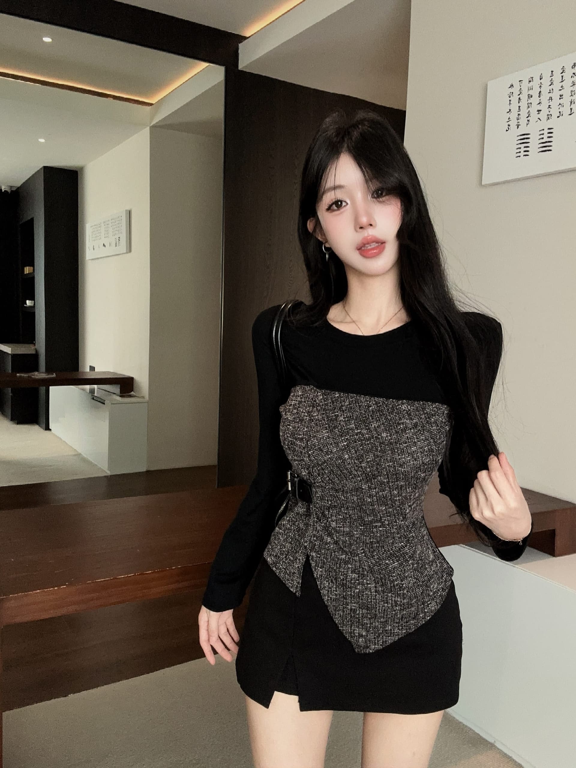 실사 정가 가을 불규칙 밑단 패치워크 긴팔 티셔츠 여성 외출용 기본 셔츠 허리 수축 몸매 가꾸기 슬림해 보이는 맨위 상세 이미지 4