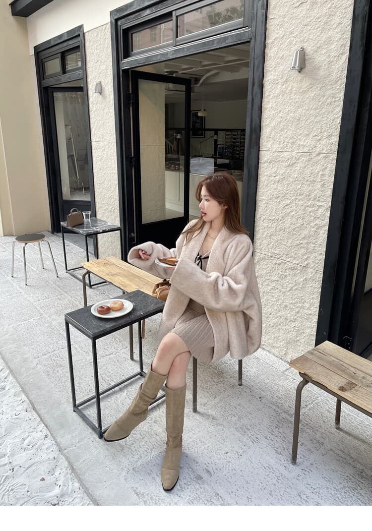 원본 좋은 품질 한 부서 세트 배색 해군 칼라 스트랩 니트 스웨터 맨위 플리츠 반신 스커트 투피스 세트 상세 이미지 11