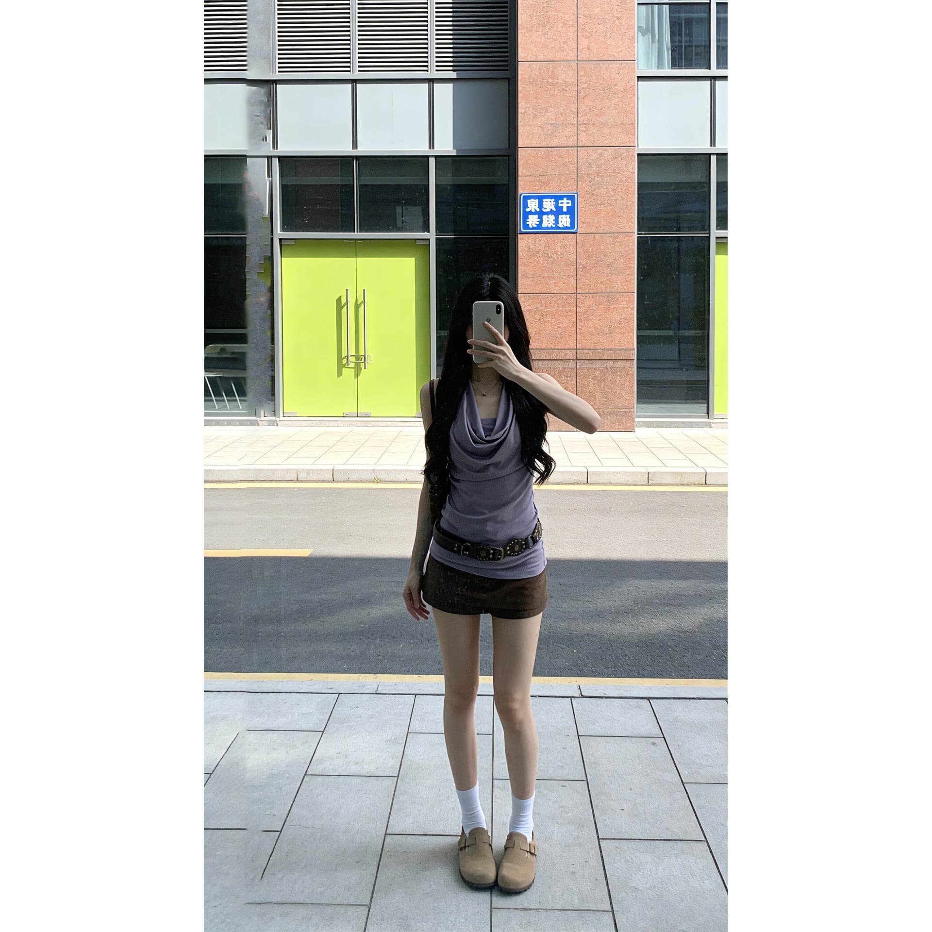 정가 재고 있음 핫걸 바람 디자인 흔들다 칼라 행침 목 캐미솔 2026 봄 슬림해 보이는 다용도 쉬폰 톱 이미지 2
