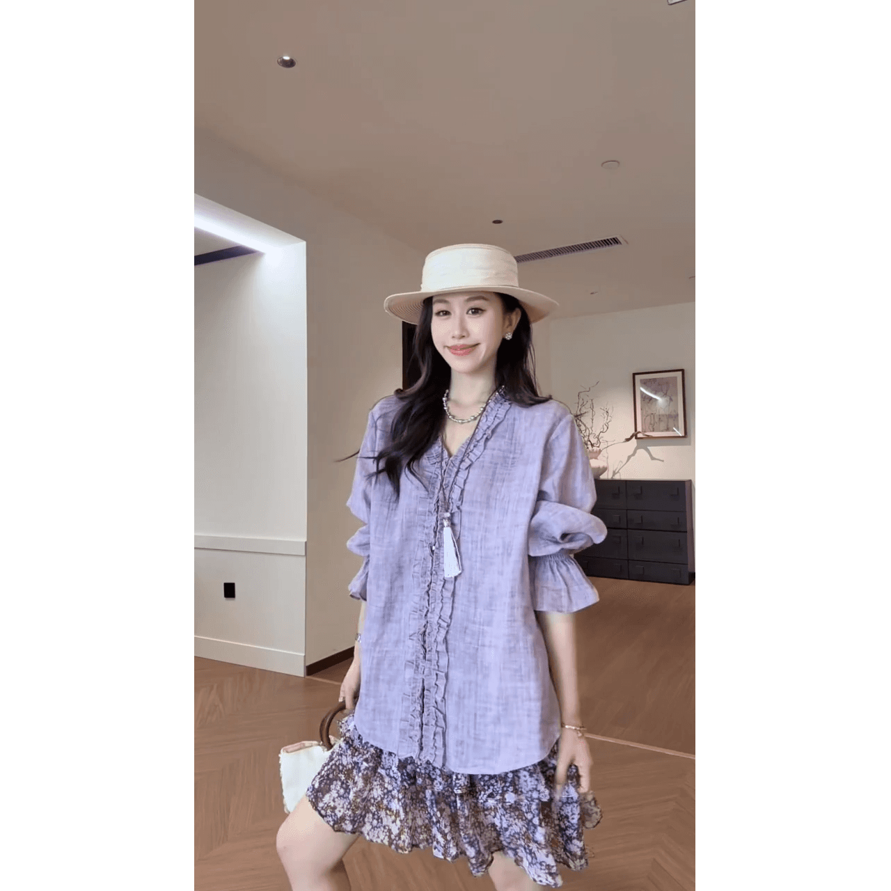 정가 달콤한 스타일 보라색 V넥 프릴 맨위 여성 여름 디자인 센스 한 마디 반신 치마 세트 이미지 5