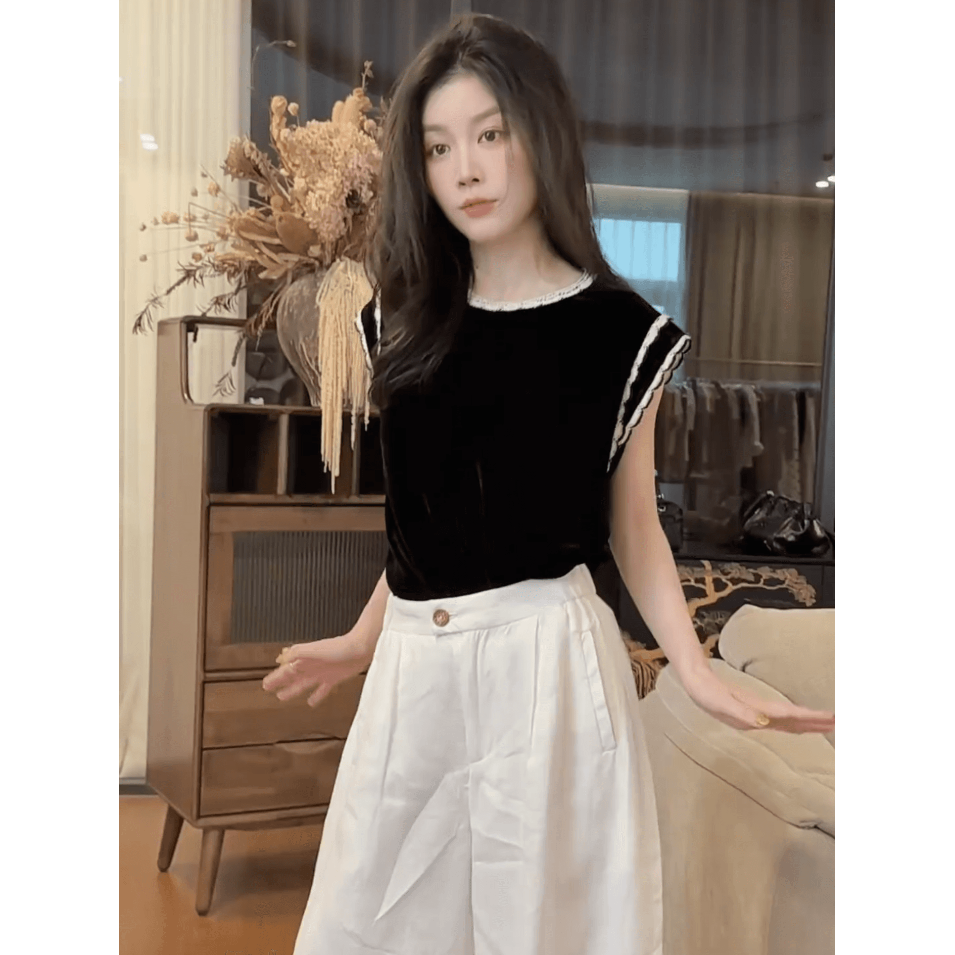 정가 프랑스식 빛 럭셔리 바람 레이스 레이스 벨벳 작은 날다 소매 티셔츠 여성 여름 새로운 작은 대중 연령 감소 맨위 이미지 6