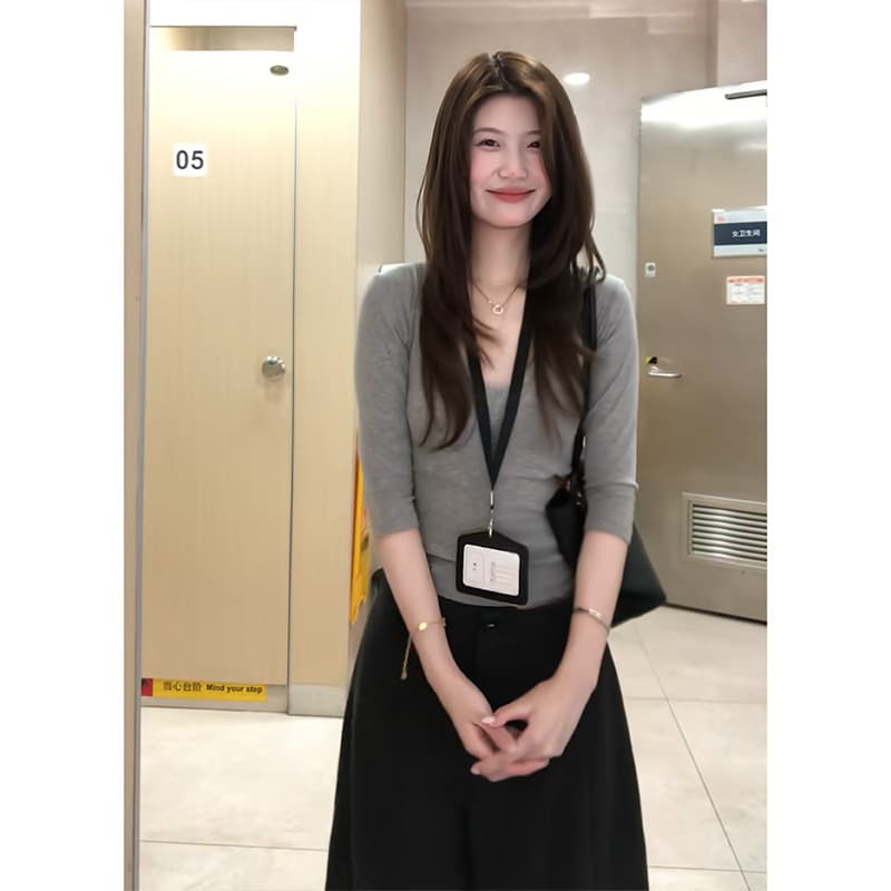 정가 한 부서 품격 V넥 몸매 가꾸기 니트 티셔츠 맨위 여성 이른 가을 루즈핏 슬림해 보이는 와이드 레그 팬츠 세트 이미지 2