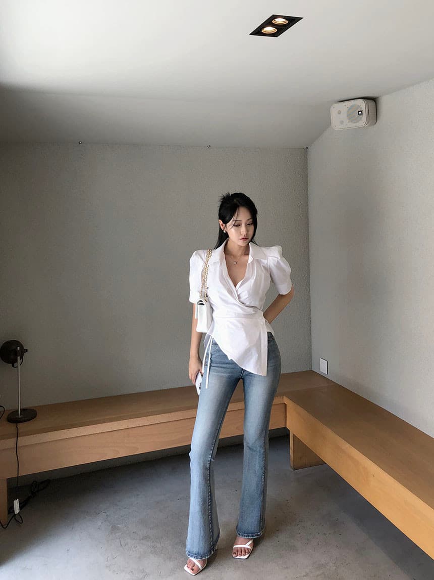 있음 선적 프랑스식 디자인 센스 불규칙 허리 수축 슬림해 보이는 거품 소매 셔츠 상세 이미지 23