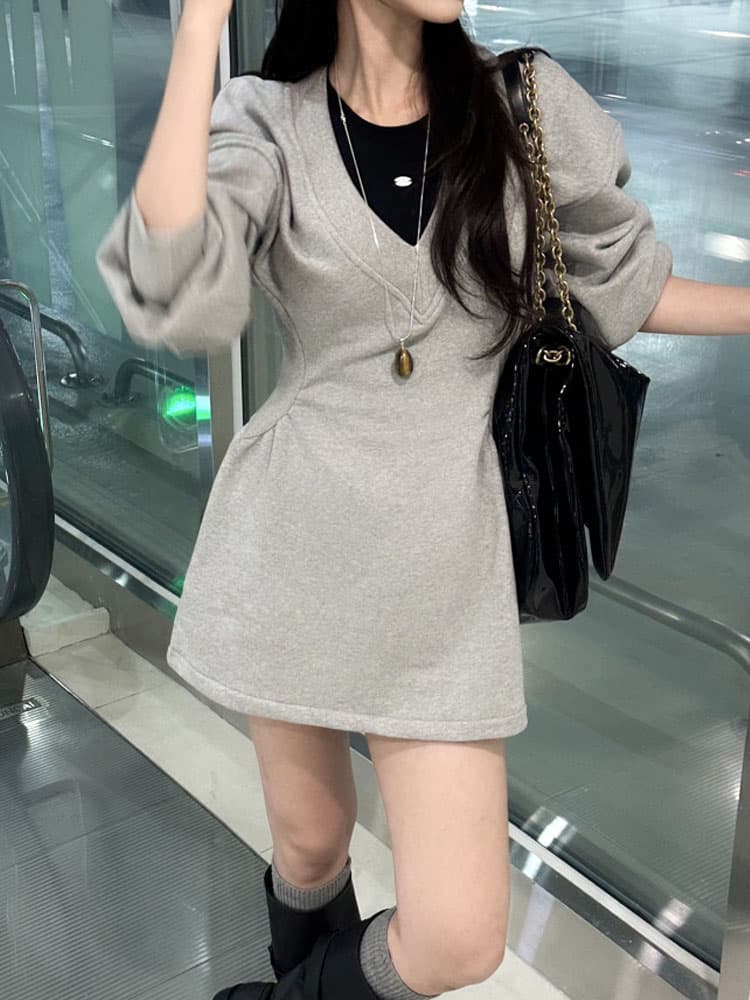 있음 선적 레트로 아메리칸 긴팔 V넥 몸매 가꾸기 슬림해 보이는 드레스 느긋한 바람 편안함 중간 길이 스커트 이미지 2