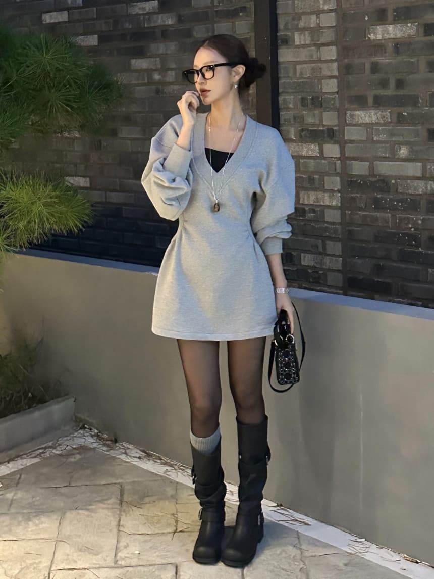 있음 선적 레트로 아메리칸 긴팔 V넥 몸매 가꾸기 슬림해 보이는 드레스 느긋한 바람 편안함 중간 길이 스커트 상세 이미지 2
