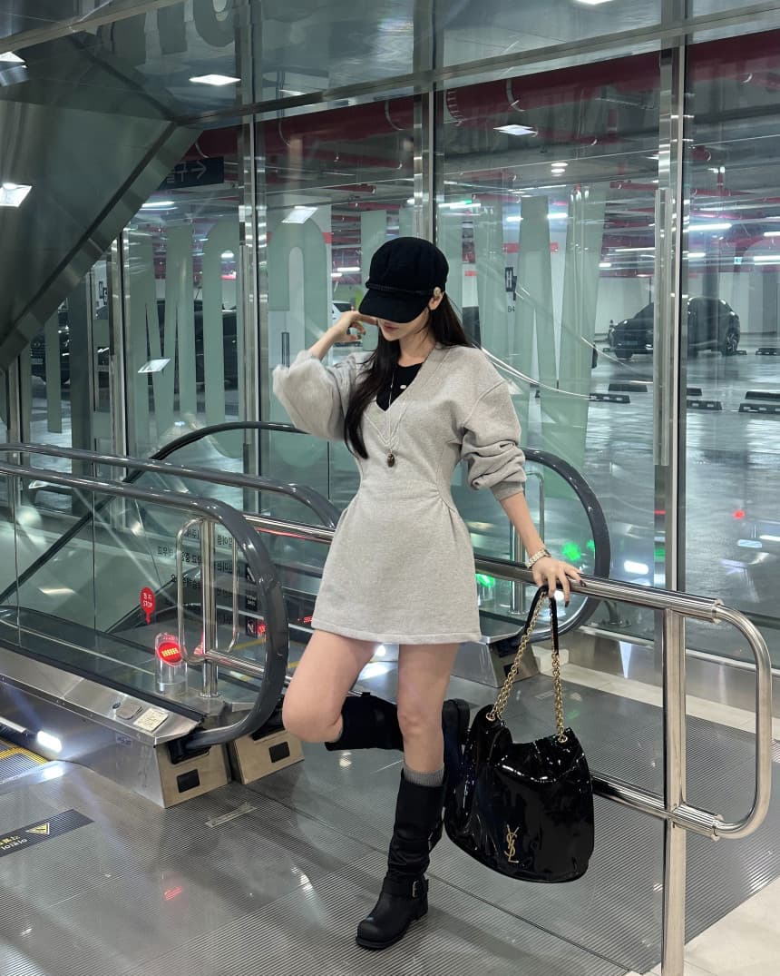 있음 선적 레트로 아메리칸 긴팔 V넥 몸매 가꾸기 슬림해 보이는 드레스 느긋한 바람 편안함 중간 길이 스커트 상세 이미지 6