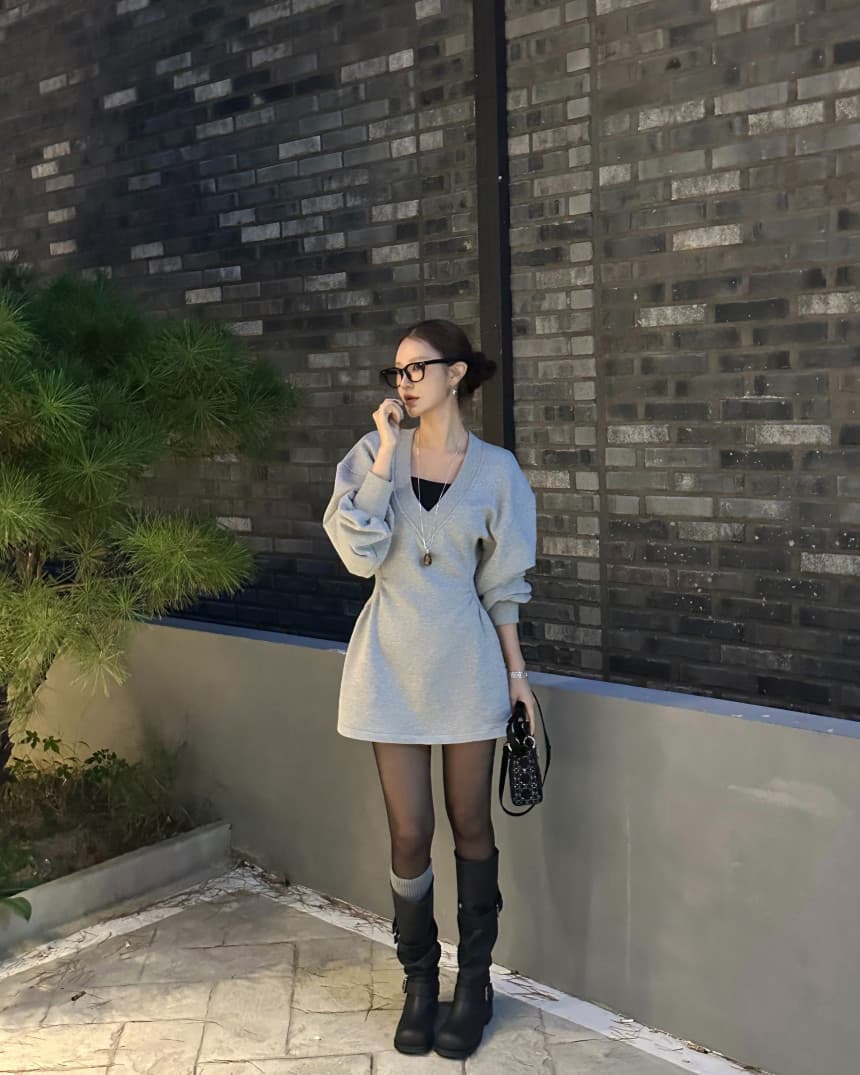 있음 선적 레트로 아메리칸 긴팔 V넥 몸매 가꾸기 슬림해 보이는 드레스 느긋한 바람 편안함 중간 길이 스커트 상세 이미지 13