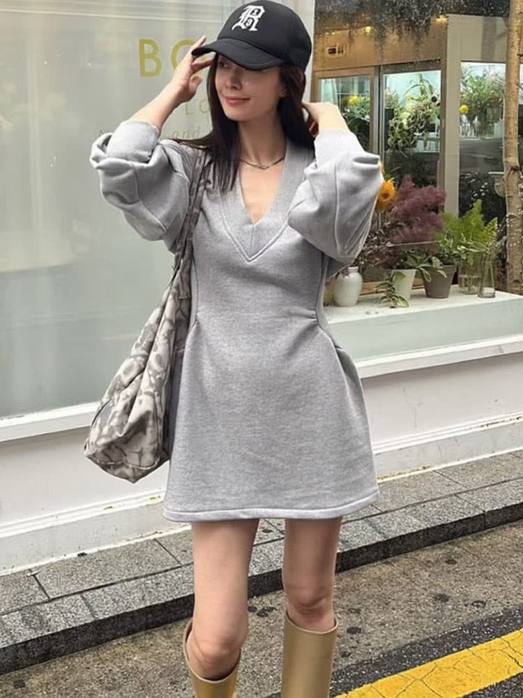 레트로 아메리칸 긴팔 V넥 몸매 가꾸기 슬림해 보이는 드레스 느긋한 바람 편안함 중간 길이 스커트