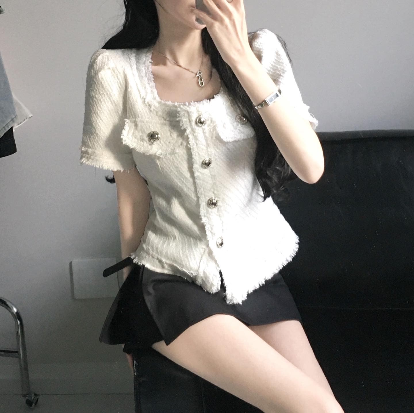 품격 작은 샤넬 스타일 광장 칼라 몸매 가꾸기 슬림해 보이는 줄무늬 레이스 반팔 트위드 짧은 여성 코트 상세 이미지 4