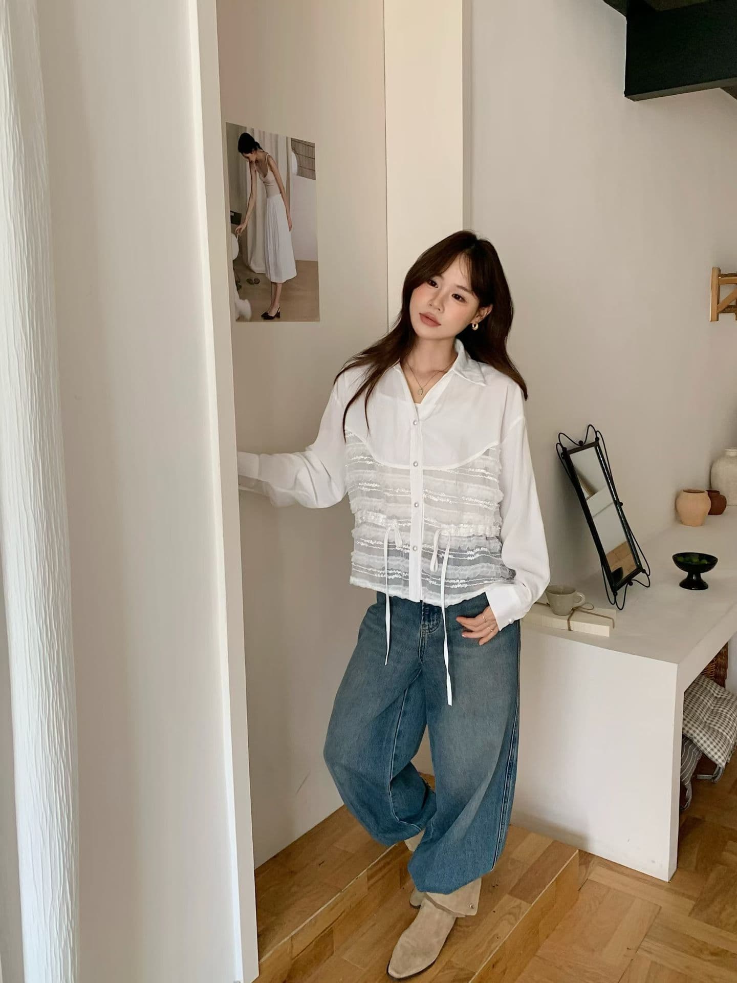 한국 동대문 조기 가을 의상 새로운 폴로 칼라 레이스 조각 다중 레이어 프릴 레이스업 긴팔 진주 버클 셔츠 상세 이미지 8