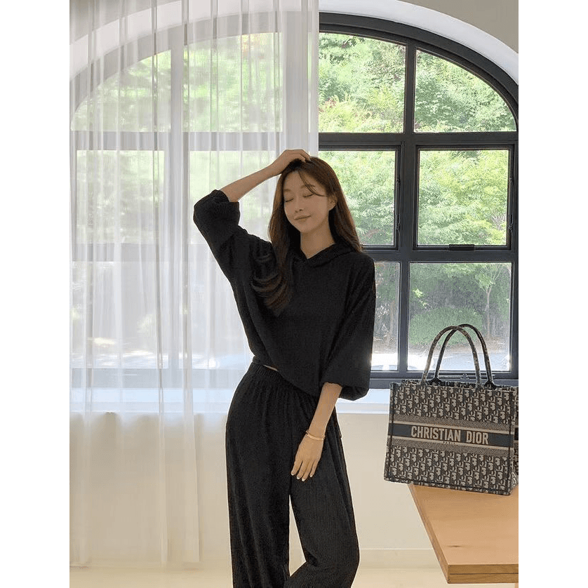 후드 세트 하이웨이스트 루즈핏 와이드 레그 팬츠 허리밴드 플리츠 프로 피부 질감 셔츠 밑단 펌프 로프 디자인 이미지 5