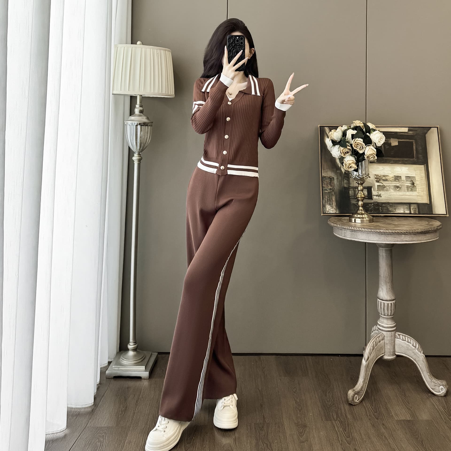 항구 바람 작은 대중 노스탤지어 디자인 패션 세트 가을 새로운 캐주얼 오픈 가디건 긍정적 인 어깨 의류 와이드 레그 팬츠 투피스 세트 이미지 3
