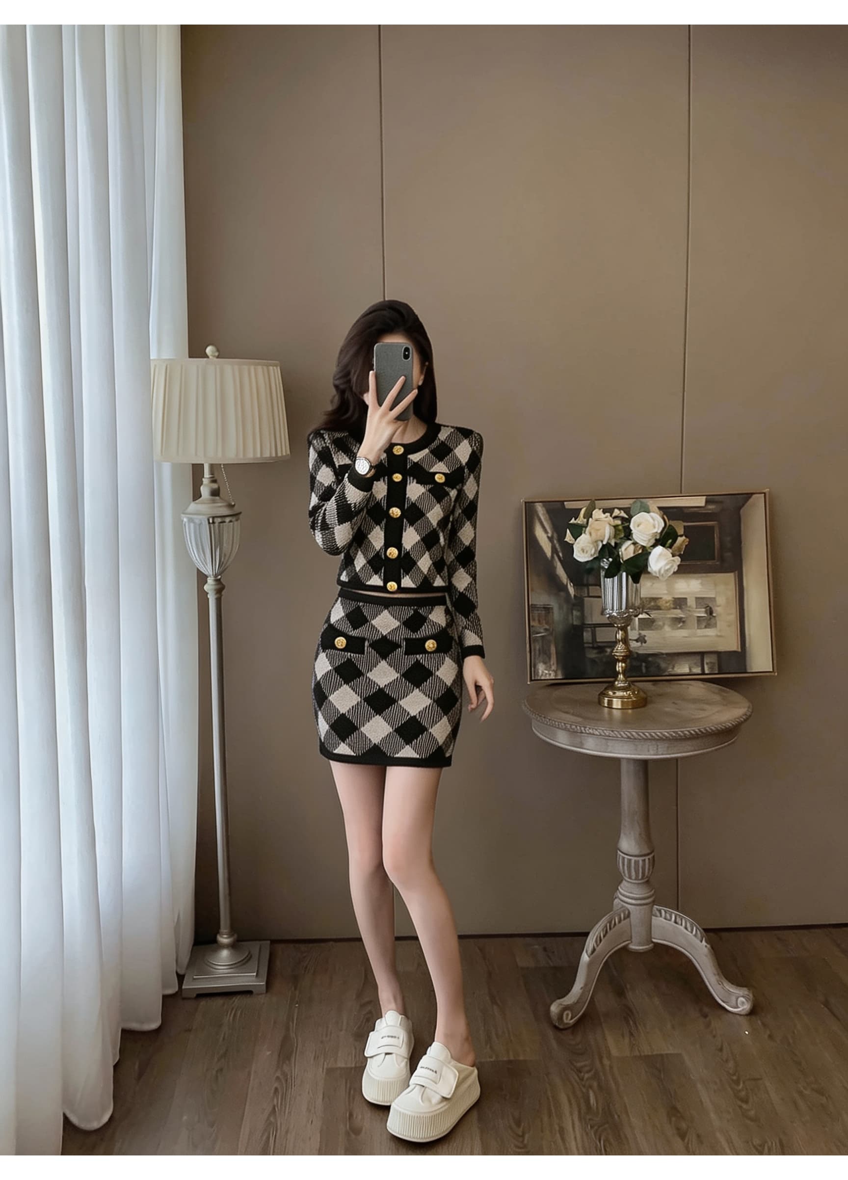 명문 여성 품격 트위드 체크무늬 세트 여성 라운드 넥 황금 테두리 테두리 싱글 줄 버튼 몸매 가꾸기 슬림해 보이는 짧은 외투 반 스커트 상세 이미지 4