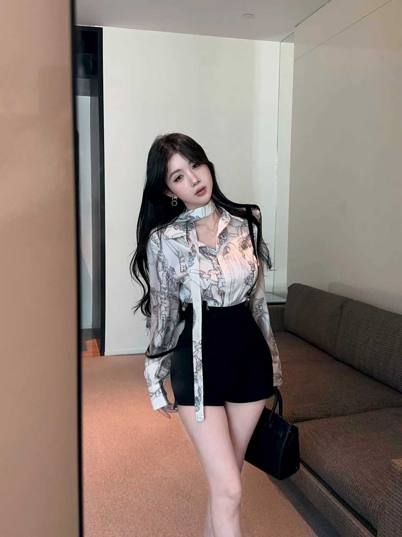 실사 순수한 욕망 바람 패션 세트 프린트 셔츠 투피스 세트 봄 새로운 자이언트 잘 생긴 멜빵 반바지 이미지 3