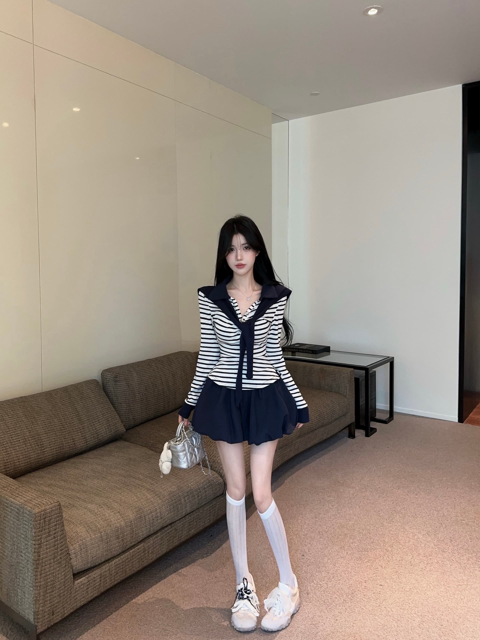 실사 POLO 칼라 스트라이프 맨위 숄 봄 가을 새로운 순수한 욕망 섹시함 꽃밭 치마 패션 세트 여성 상세 이미지 3