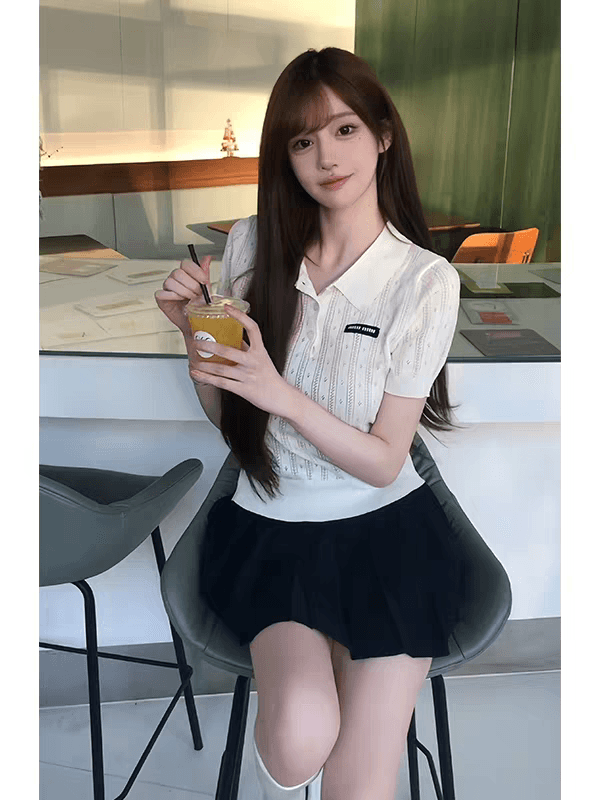한 부서 화이트 자수 반팔 니트 스웨터 여성 여름 작은 키 하이웨이스트 슬림해 보이는 플리츠 반신 스커트 투피스 슈트 이미지 3