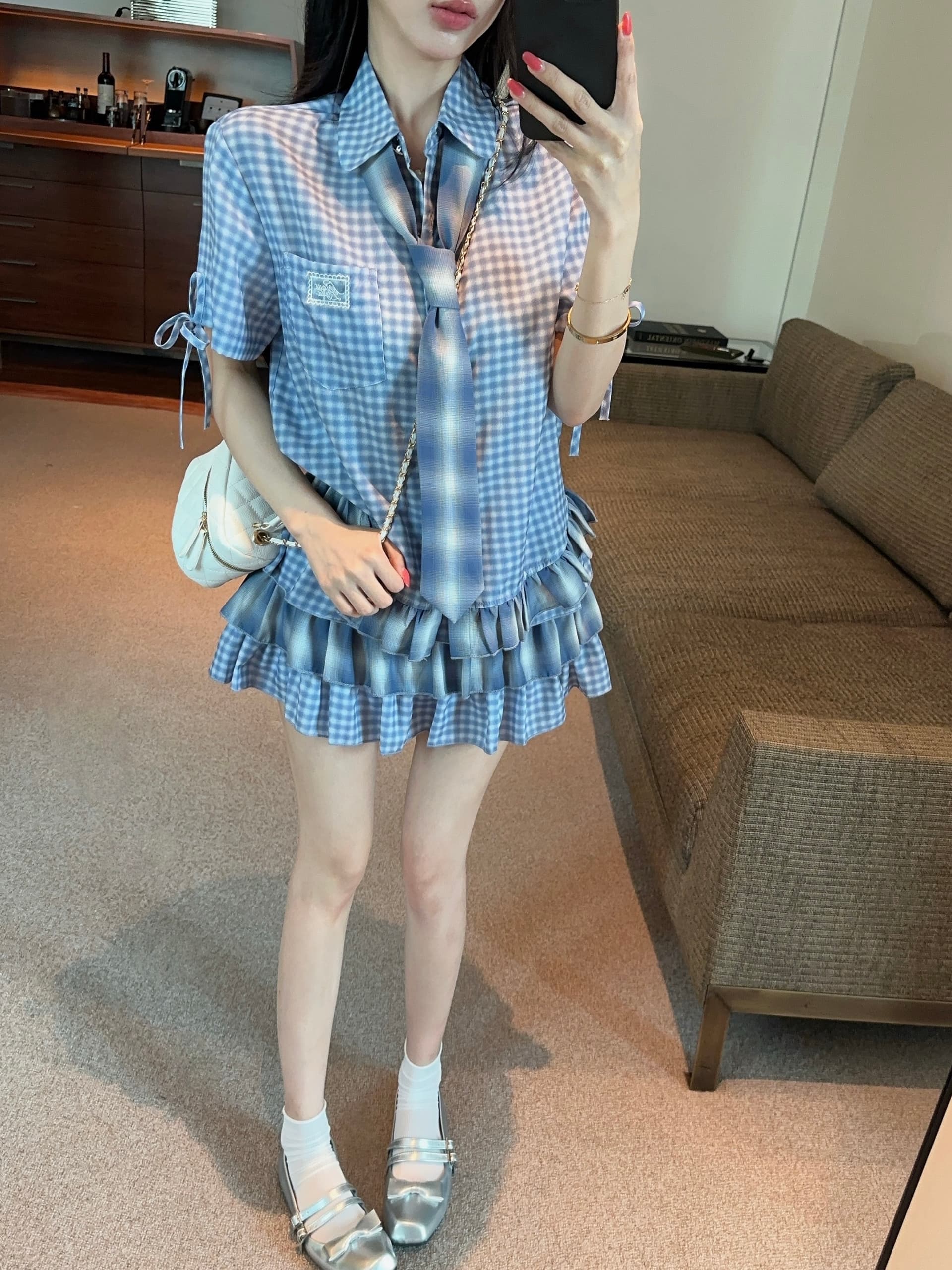 실사 학원 스타일 디자인 센스 레이스 밑단 체크무늬 넥타이 베이비 칼라 파란색 체크무늬 반팔 여성 셔츠 상세 이미지 11