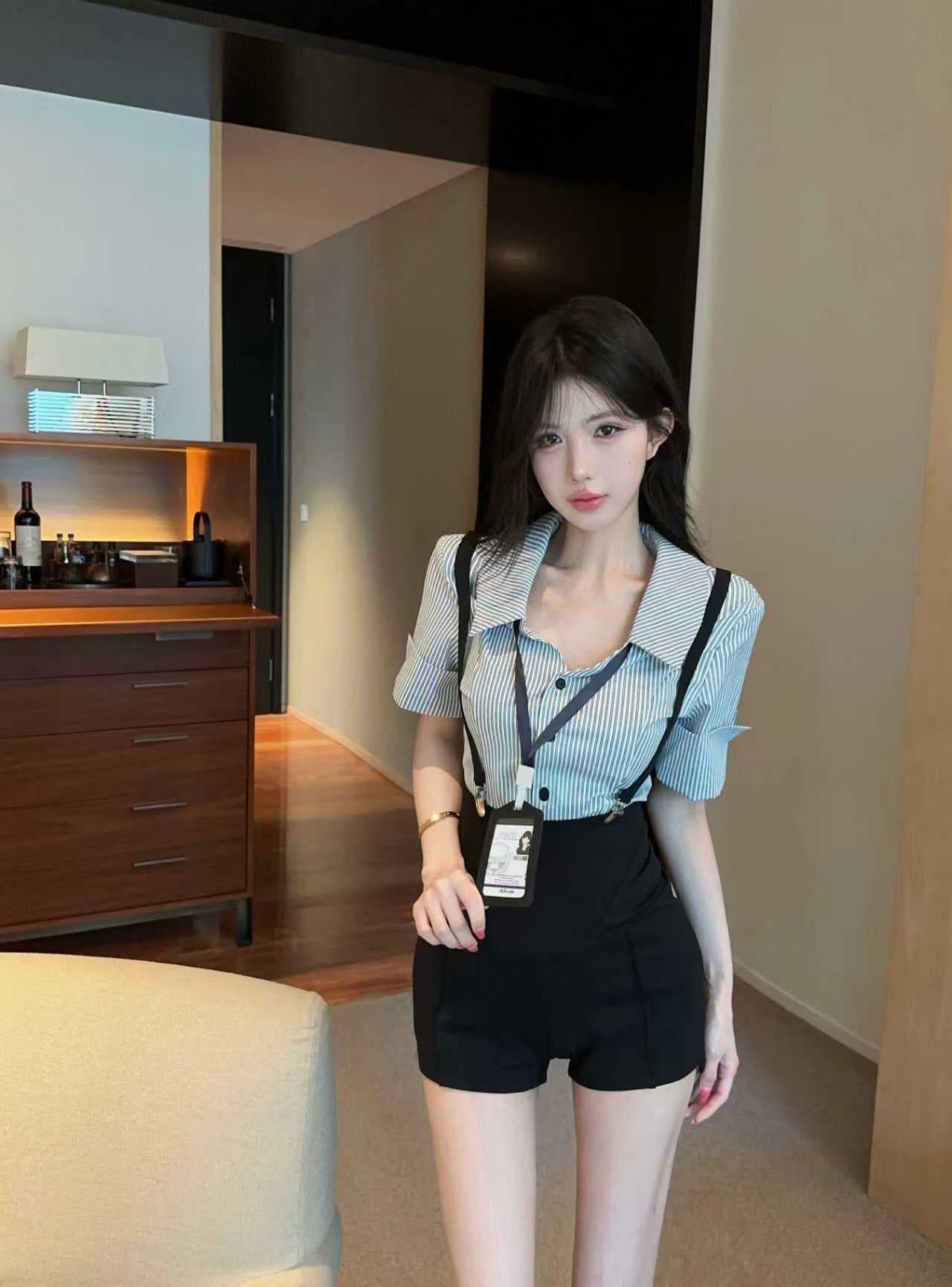 실사 여름 학원 스타일 세트 여성 슬림해 보이는 허리 수축 스트라이프 셔츠 핫걸 멜빵 반바지 투피스 세트 상세 이미지 4