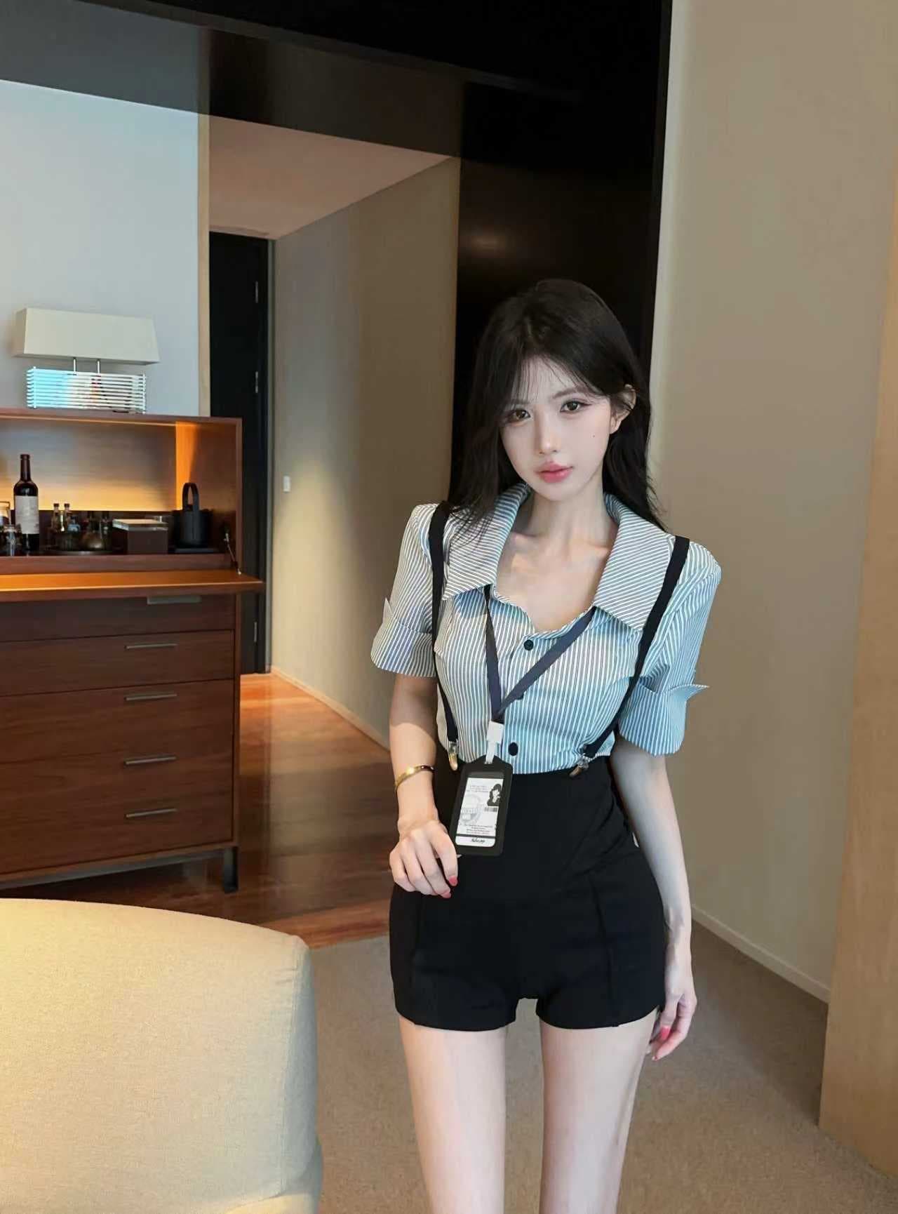 실사 여름 학원 스타일 세트 여성 슬림해 보이는 허리 수축 스트라이프 셔츠 핫걸 멜빵 반바지 투피스 세트 상세 이미지 7