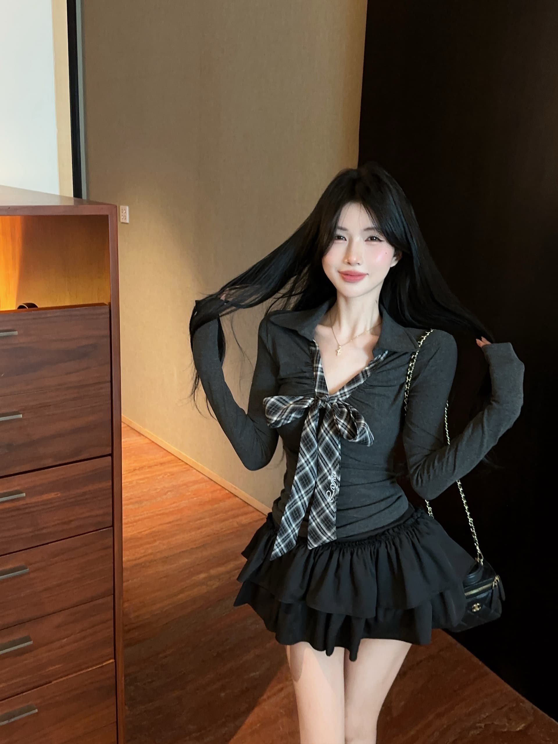 실사 한 부서 달콤함 체크무늬 나비 매듭 스트랩 긴팔 티셔츠 여성 가을 새로운 chic 주름 허리 수축 세트