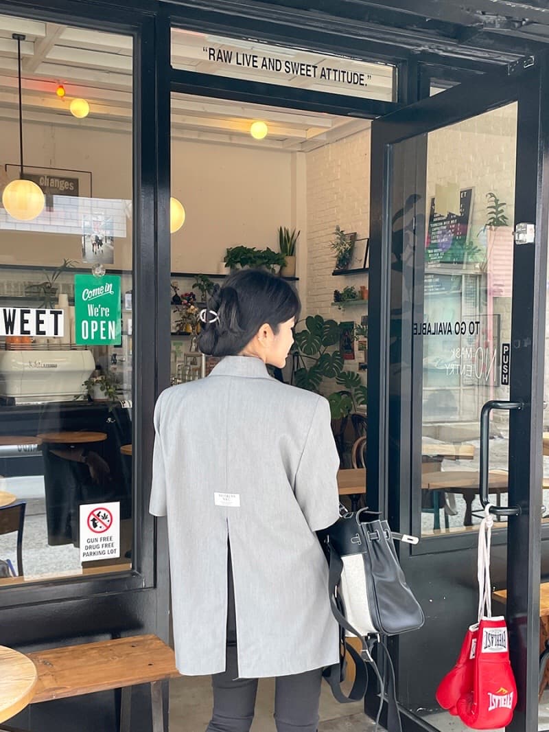 재고 있음 ins 인터넷 유명인 여름 얇은 스타일 인터넷 유명인 패션 품격 중간 길이 캐주얼 반팔 블레이저 상세 이미지 11