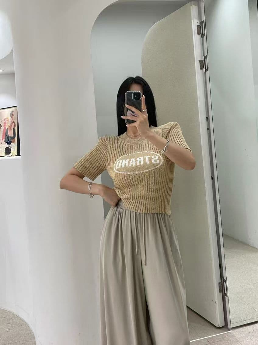 재고 있음 패션 다용도 알파벳 프린트 라운드 넥 반팔 니트 스웨터 여성 몸매 가꾸기 슬림해 보이는 맨위 상세 이미지 18