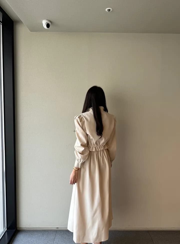 재고 있음 한국 가을 다용도 품격 루즈핏 펌프 로프 쇼트 스타일 긴팔 재킷 프릴 한 마디 반신 치마 세트 상세 이미지 2