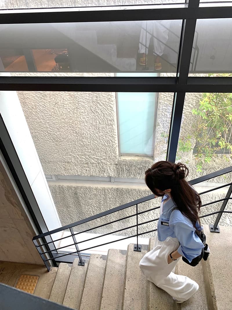재고 있음 한국 동대문 새로운 단색 폴로 칼라 개성 막대기 표준 쇼트 스타일 셔츠 상세 이미지 38