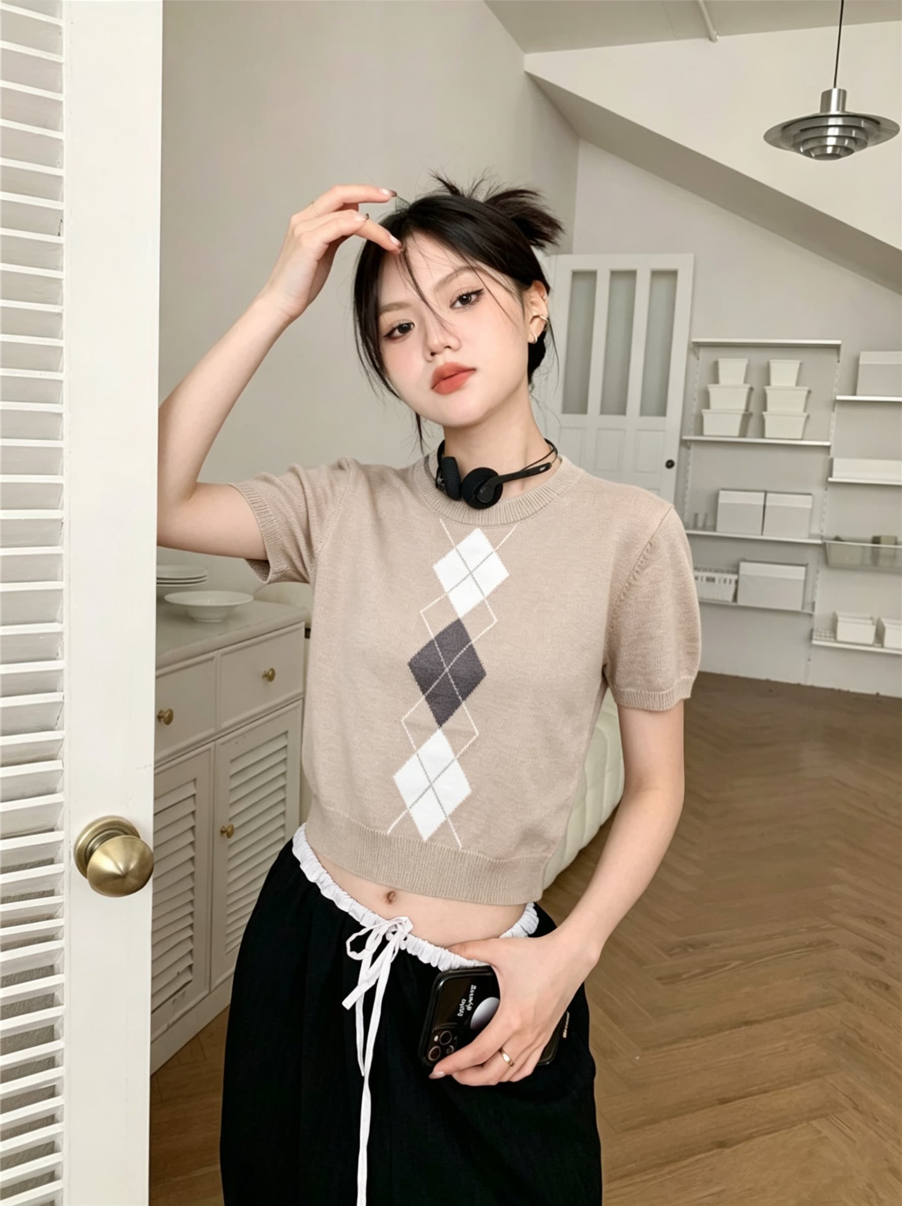 신제품 디자인 센스 배색 링 그리드 라운드 넥 니트 반팔 여성 의류 여름 몸매 가꾸기 슬림해 보이는 다용도 화이트 맨위 상세 이미지 5